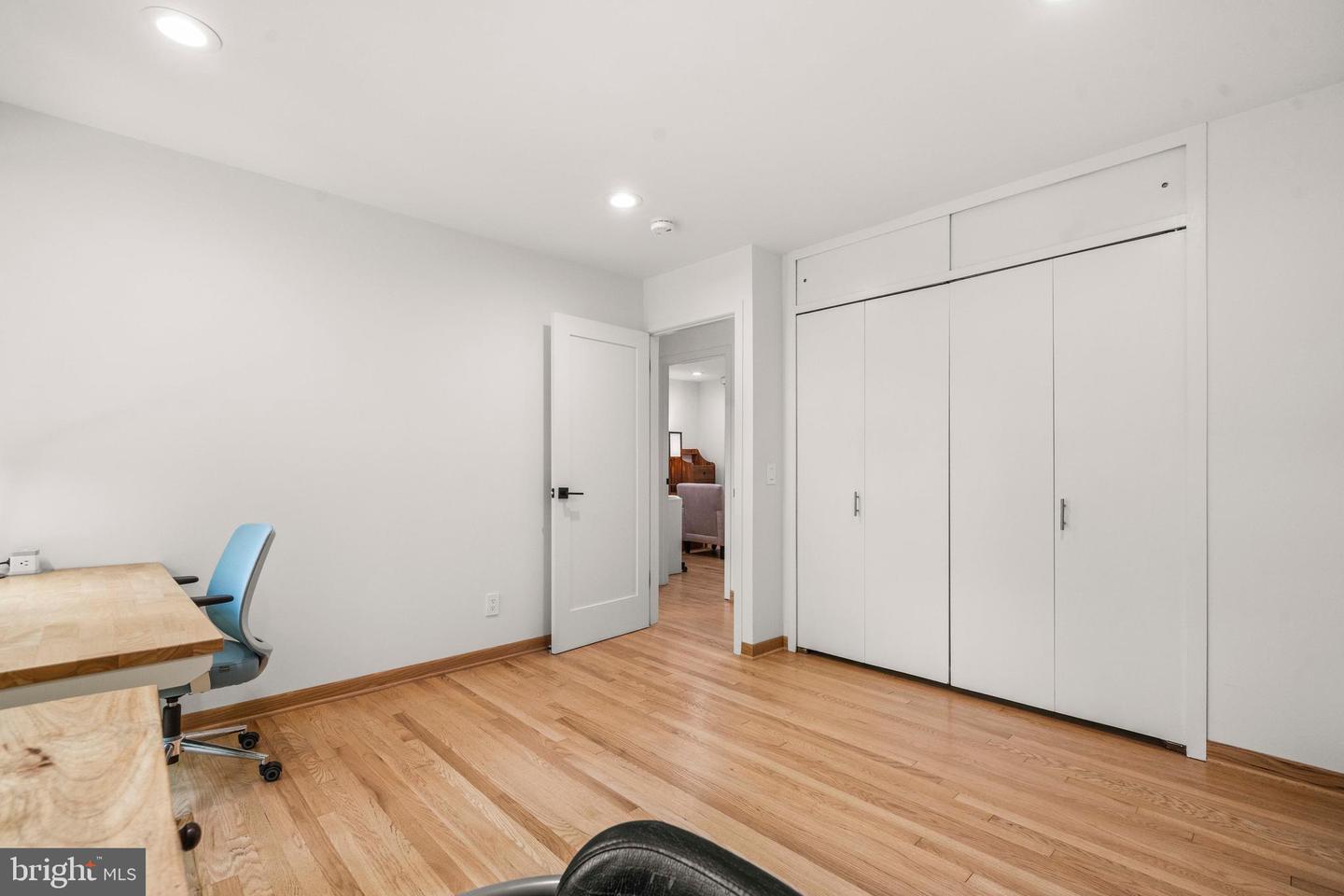 2855 DAVENPORT ST NW, WASHINGTON, District Of Columbia 20008, 5 Bedrooms Bedrooms, ,3 BathroomsBathrooms,Residential,For sale,2855 DAVENPORT ST NW,DCDC2204110 MLS # DCDC2204110
