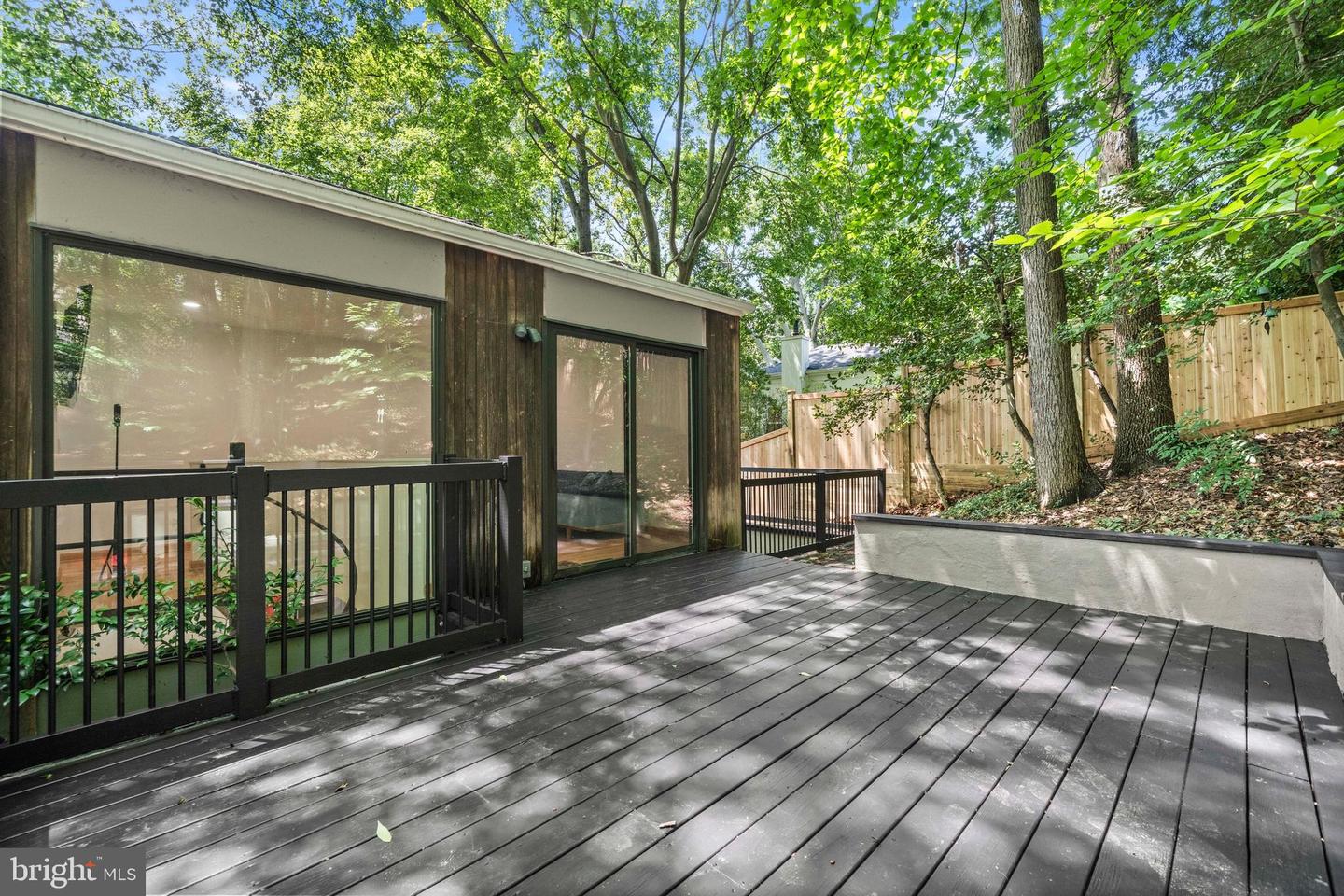 2855 DAVENPORT ST NW, WASHINGTON, District Of Columbia 20008, 5 Bedrooms Bedrooms, ,3 BathroomsBathrooms,Residential,For sale,2855 DAVENPORT ST NW,DCDC2204110 MLS # DCDC2204110