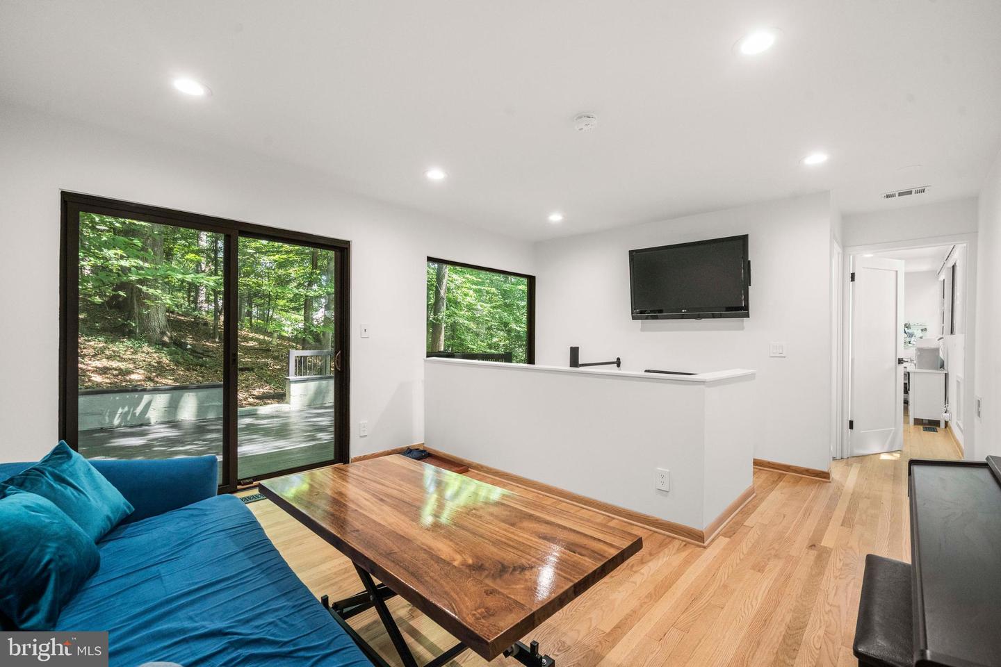 2855 DAVENPORT ST NW, WASHINGTON, District Of Columbia 20008, 5 Bedrooms Bedrooms, ,3 BathroomsBathrooms,Residential,For sale,2855 DAVENPORT ST NW,DCDC2204110 MLS # DCDC2204110