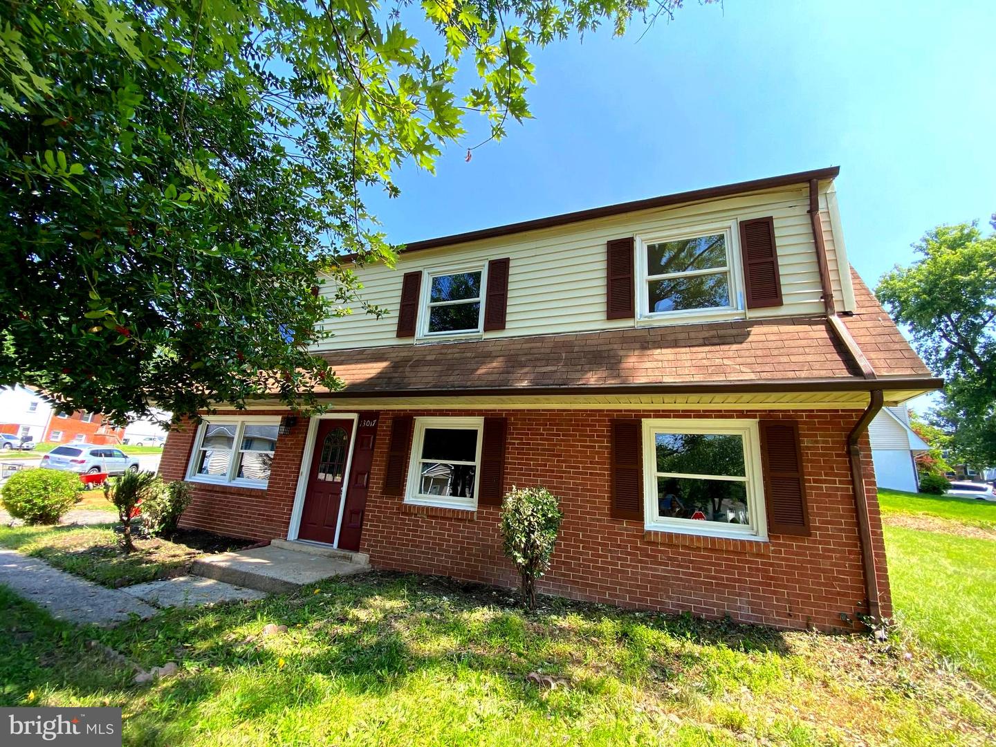 13017 KERRYDALE RD, WOODBRIDGE, Virginia 22193, 5 Bedrooms Bedrooms, ,2 BathroomsBathrooms,Residential,For sale,13017 KERRYDALE RD,VAPW2096448 MLS # VAPW2096448