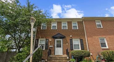 8228 MCCLELLAND PL, ALEXANDRIA, Virginia 22309, 3 Bedrooms Bedrooms, 6 Rooms Rooms,3 BathroomsBathrooms,Residential,For sale,8228 MCCLELLAND PL,VAFX2246288 MLS # VAFX2246288