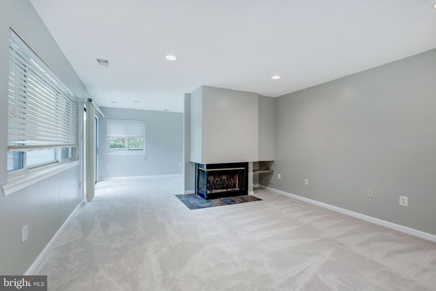 1963-A VILLARIDGE DR, RESTON, Virginia 20191, 2 Bedrooms Bedrooms, ,1 BathroomBathrooms,Residential,For sale,1963-A VILLARIDGE DR,VAFX2246630 MLS # VAFX2246630
