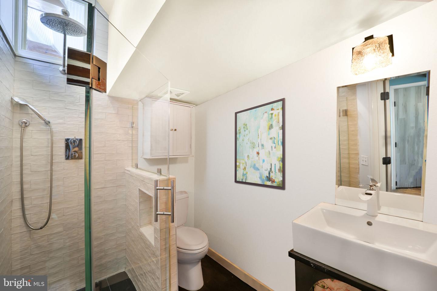 1513 SWANN ST NW, WASHINGTON, District Of Columbia 20009, 5 Bedrooms Bedrooms, ,3 BathroomsBathrooms,Residential,For sale,1513 SWANN ST NW,DCDC2206786 MLS # DCDC2206786