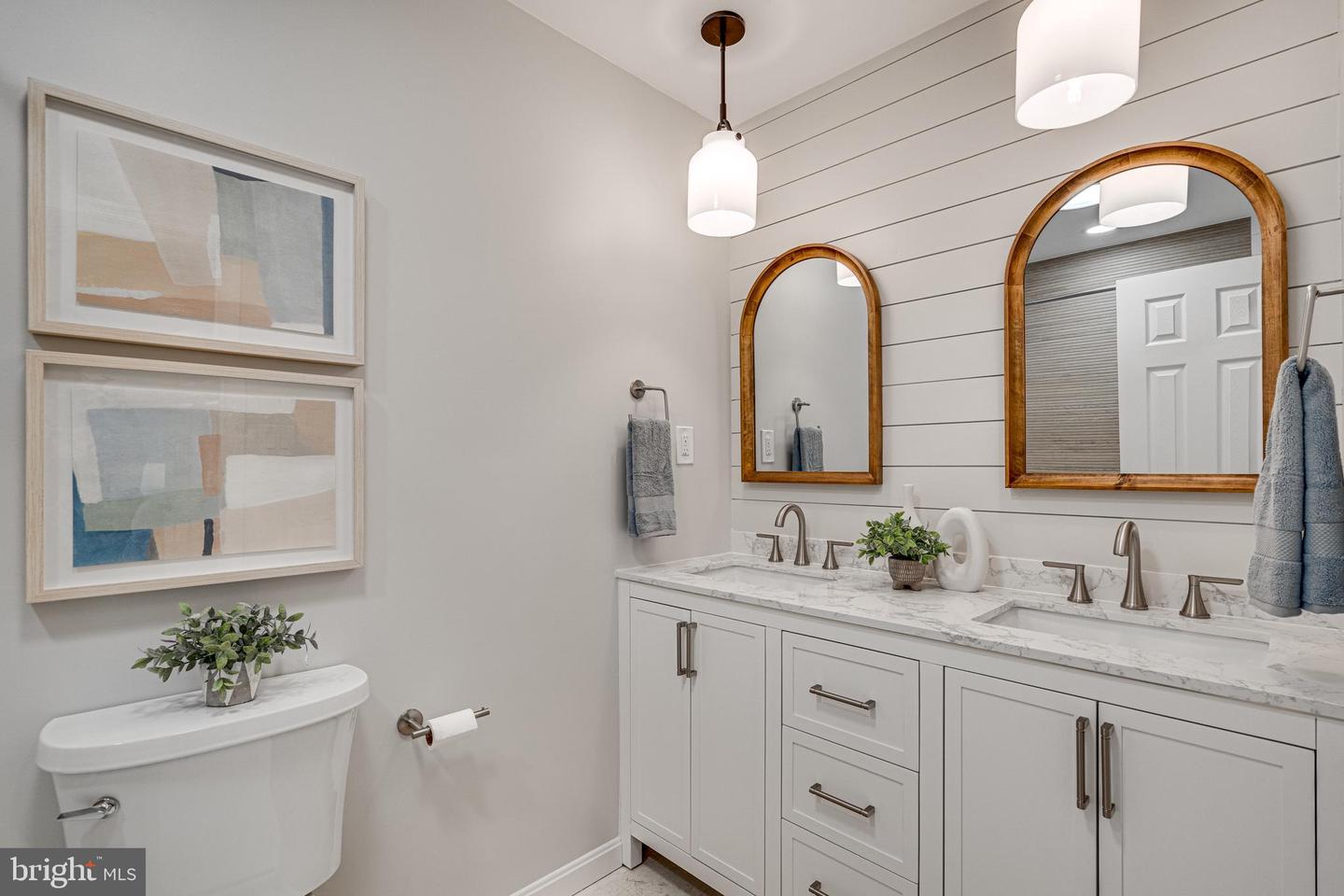 9717 COMMONWEALTH BLVD, FAIRFAX, Virginia 22032, 4 Bedrooms Bedrooms, ,2 BathroomsBathrooms,Residential,For sale,9717 COMMONWEALTH BLVD,VAFX2254946 MLS # VAFX2254946