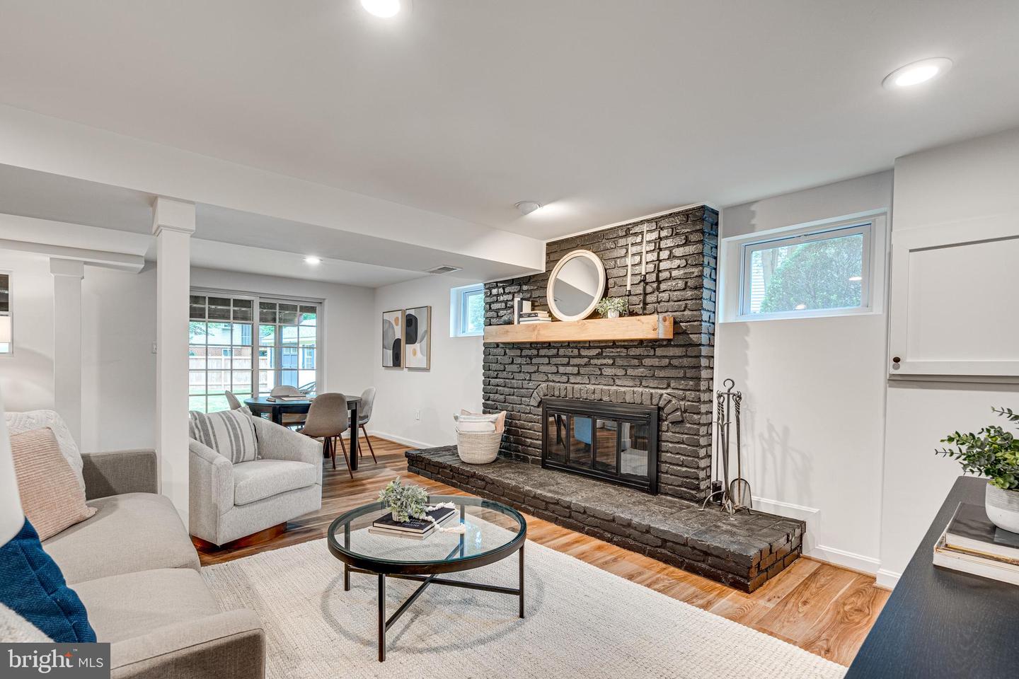 9717 COMMONWEALTH BLVD, FAIRFAX, Virginia 22032, 4 Bedrooms Bedrooms, ,2 BathroomsBathrooms,Residential,For sale,9717 COMMONWEALTH BLVD,VAFX2254946 MLS # VAFX2254946