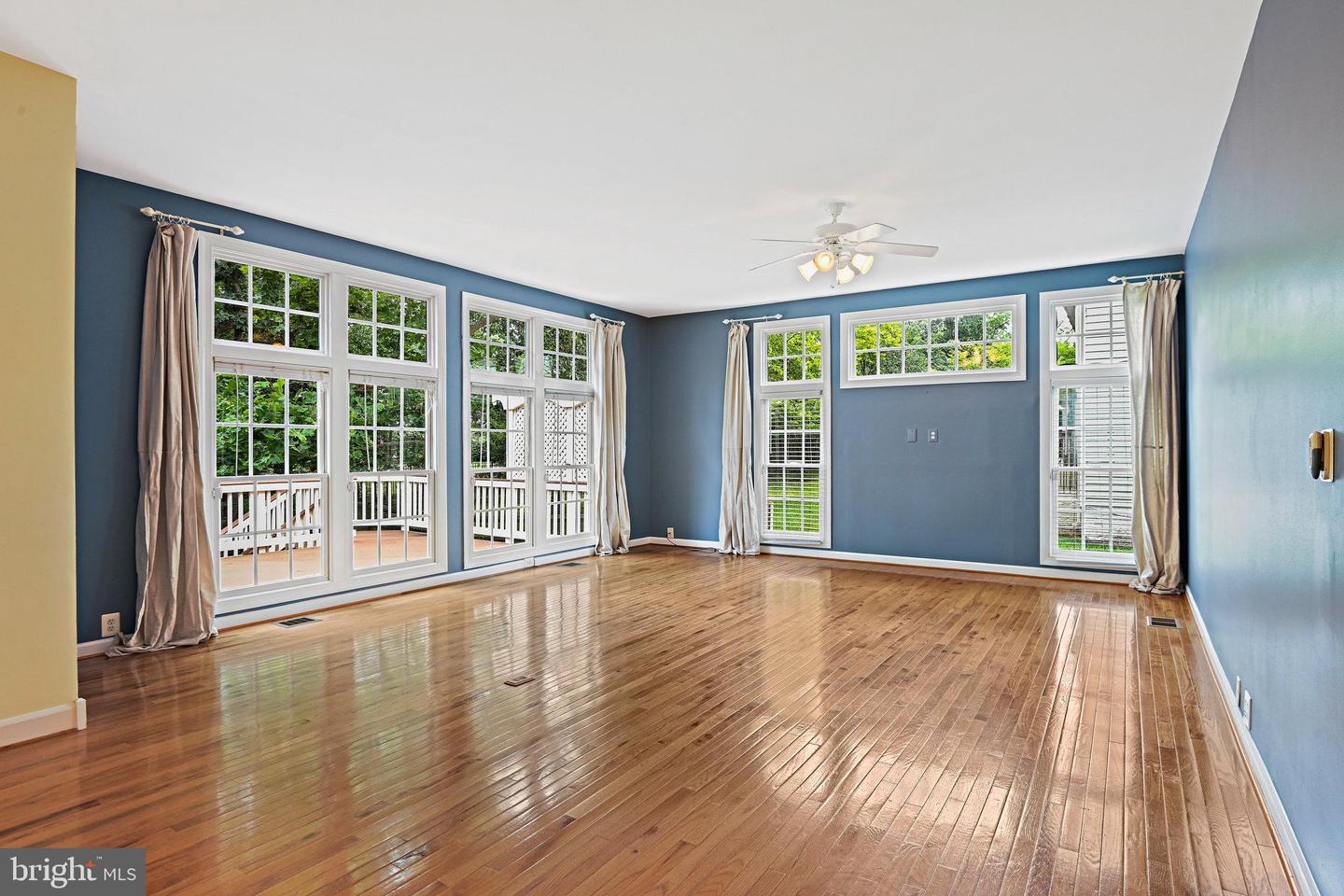 18814 FARNHAM CT, LEESBURG, Virginia 20176, 5 Bedrooms Bedrooms, ,3 BathroomsBathrooms,Residential,For sale,18814 FARNHAM CT,VALO2102040 MLS # VALO2102040