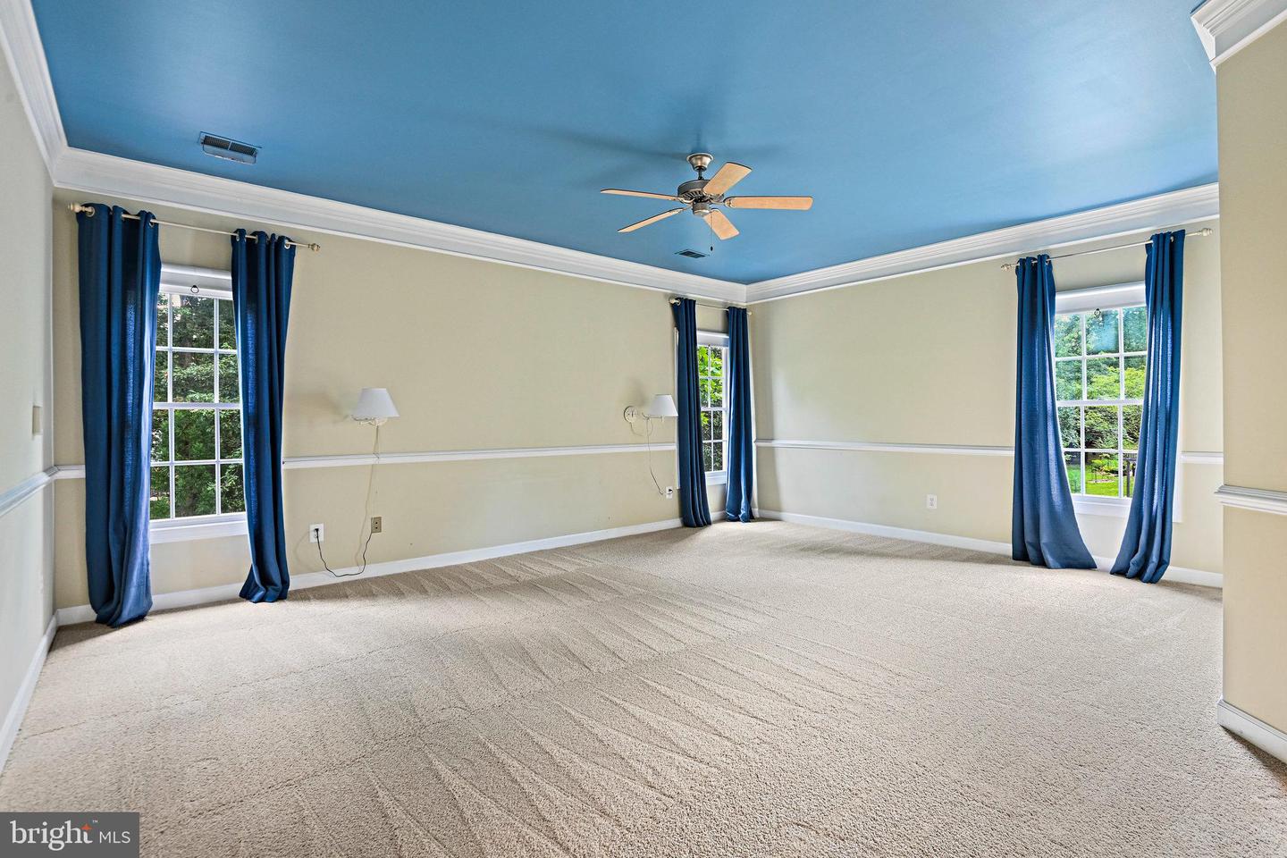 18814 FARNHAM CT, LEESBURG, Virginia 20176, 5 Bedrooms Bedrooms, ,3 BathroomsBathrooms,Residential,For sale,18814 FARNHAM CT,VALO2102040 MLS # VALO2102040