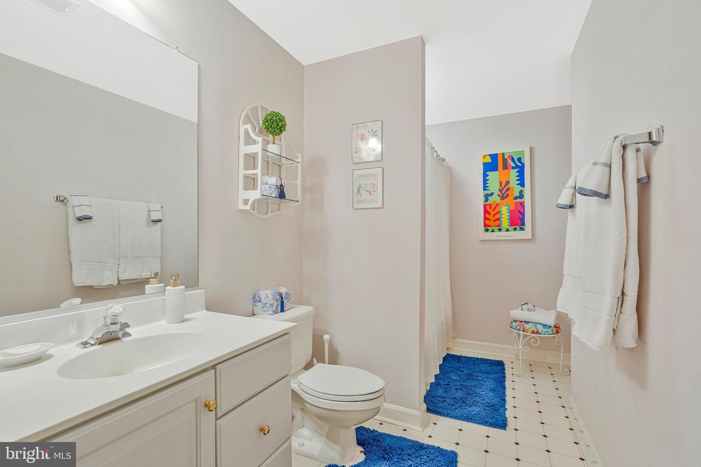 18814 FARNHAM CT, LEESBURG, Virginia 20176, 5 Bedrooms Bedrooms, ,3 BathroomsBathrooms,Residential,For sale,18814 FARNHAM CT,VALO2102040 MLS # VALO2102040