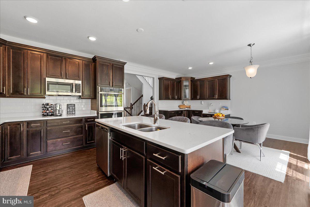 15279 BALLERINA LOOP, WOODBRIDGE, Virginia 22193, 3 Bedrooms Bedrooms, ,3 BathroomsBathrooms,Residential,For sale,15279 BALLERINA LOOP,VAPW2099188 MLS # VAPW2099188