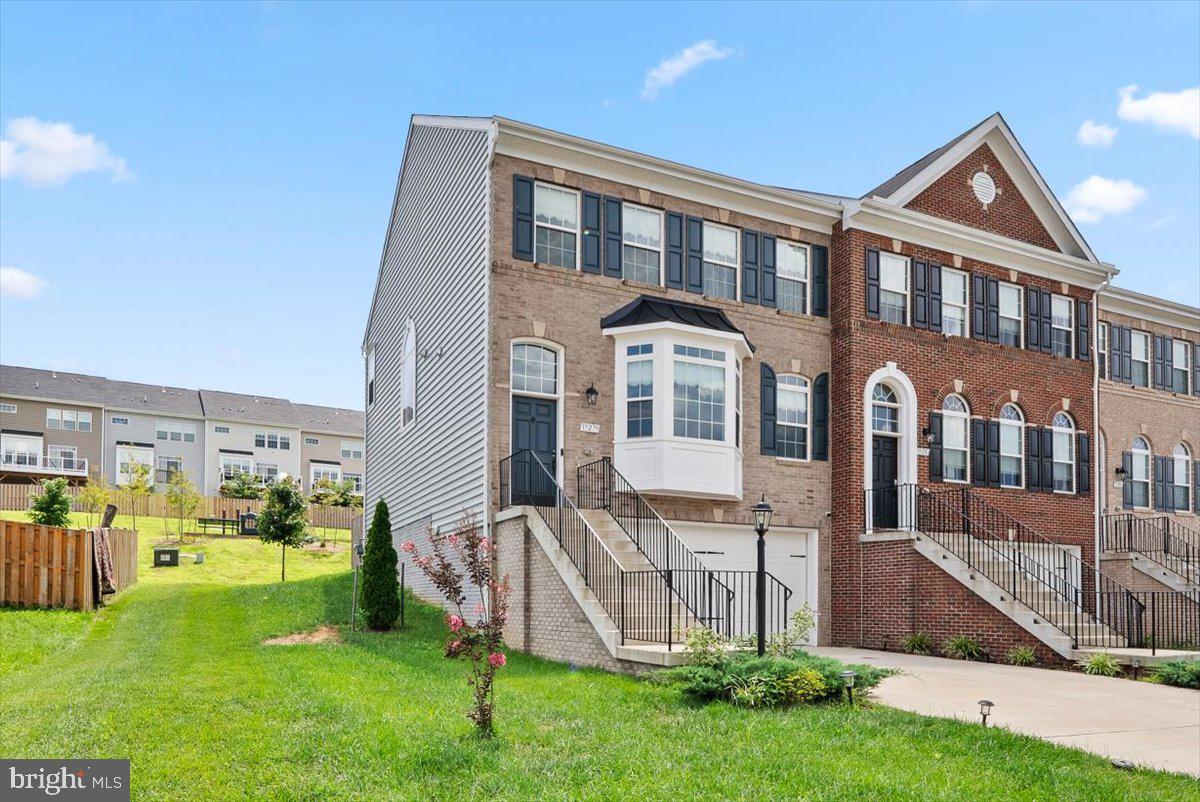 15279 BALLERINA LOOP, WOODBRIDGE, Virginia 22193, 3 Bedrooms Bedrooms, ,3 BathroomsBathrooms,Residential,For sale,15279 BALLERINA LOOP,VAPW2099188 MLS # VAPW2099188