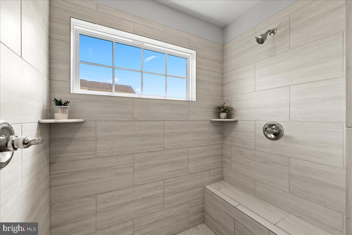 15279 BALLERINA LOOP, WOODBRIDGE, Virginia 22193, 3 Bedrooms Bedrooms, ,3 BathroomsBathrooms,Residential,For sale,15279 BALLERINA LOOP,VAPW2099188 MLS # VAPW2099188
