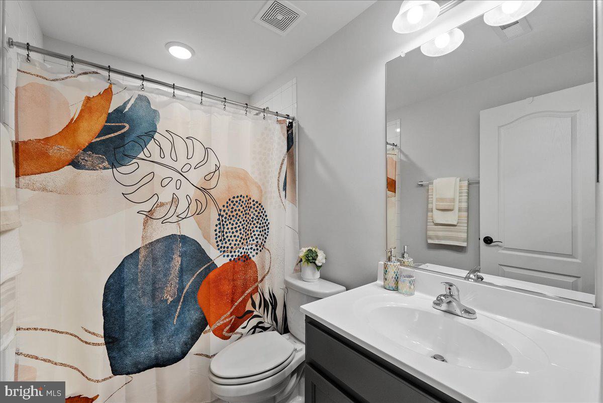 15279 BALLERINA LOOP, WOODBRIDGE, Virginia 22193, 3 Bedrooms Bedrooms, ,3 BathroomsBathrooms,Residential,For sale,15279 BALLERINA LOOP,VAPW2099188 MLS # VAPW2099188