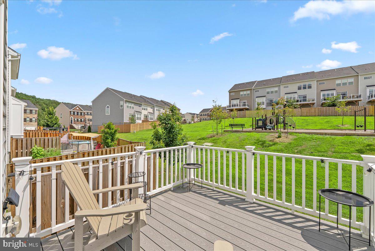 15279 BALLERINA LOOP, WOODBRIDGE, Virginia 22193, 3 Bedrooms Bedrooms, ,3 BathroomsBathrooms,Residential,For sale,15279 BALLERINA LOOP,VAPW2099188 MLS # VAPW2099188