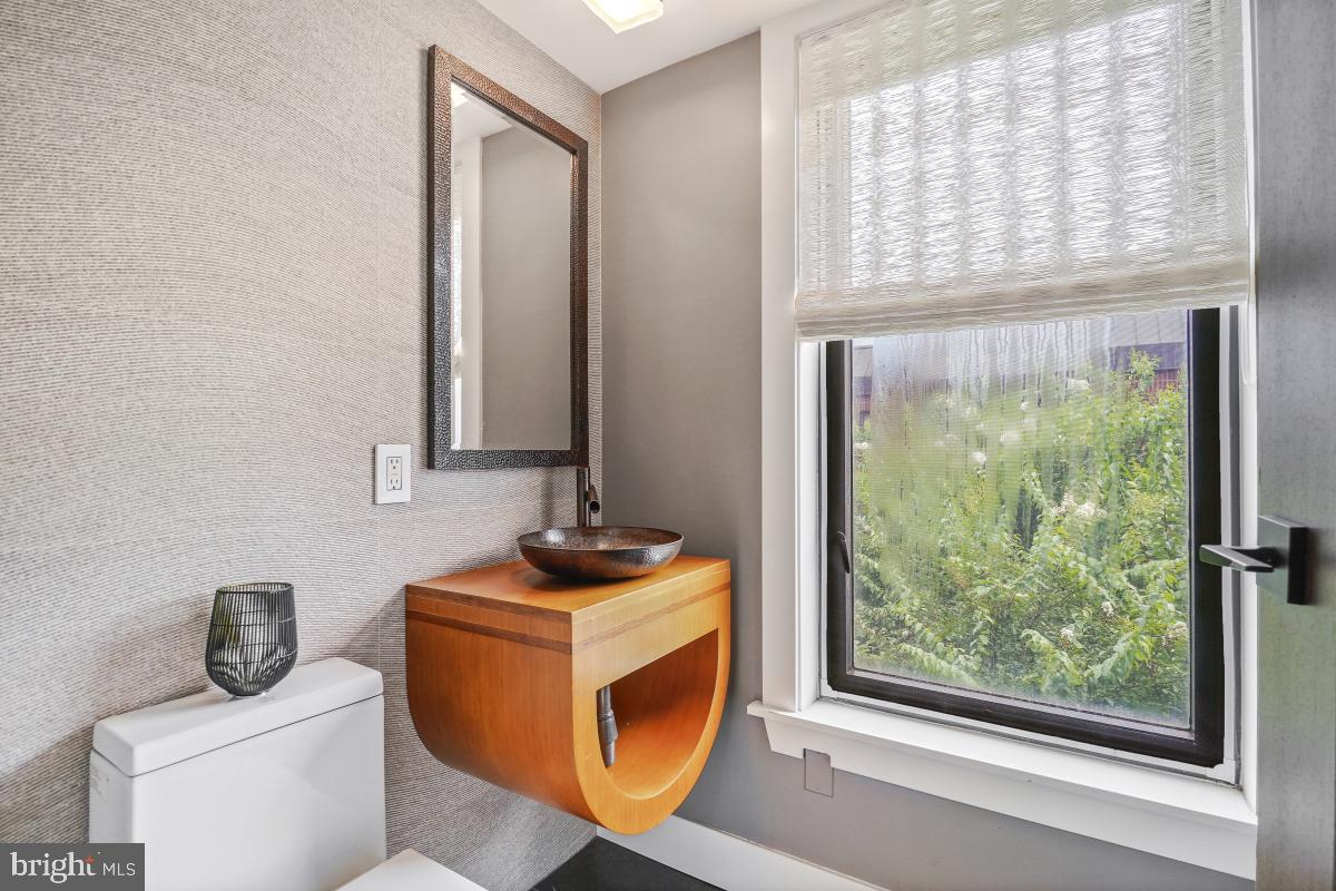1080 WISCONSIN AVE NW #3002, WASHINGTON, District Of Columbia 20007, 1 Bedroom Bedrooms, ,1 BathroomBathrooms,Residential,For sale,1080 WISCONSIN AVE NW #3002,DCDC2209918 MLS # DCDC2209918