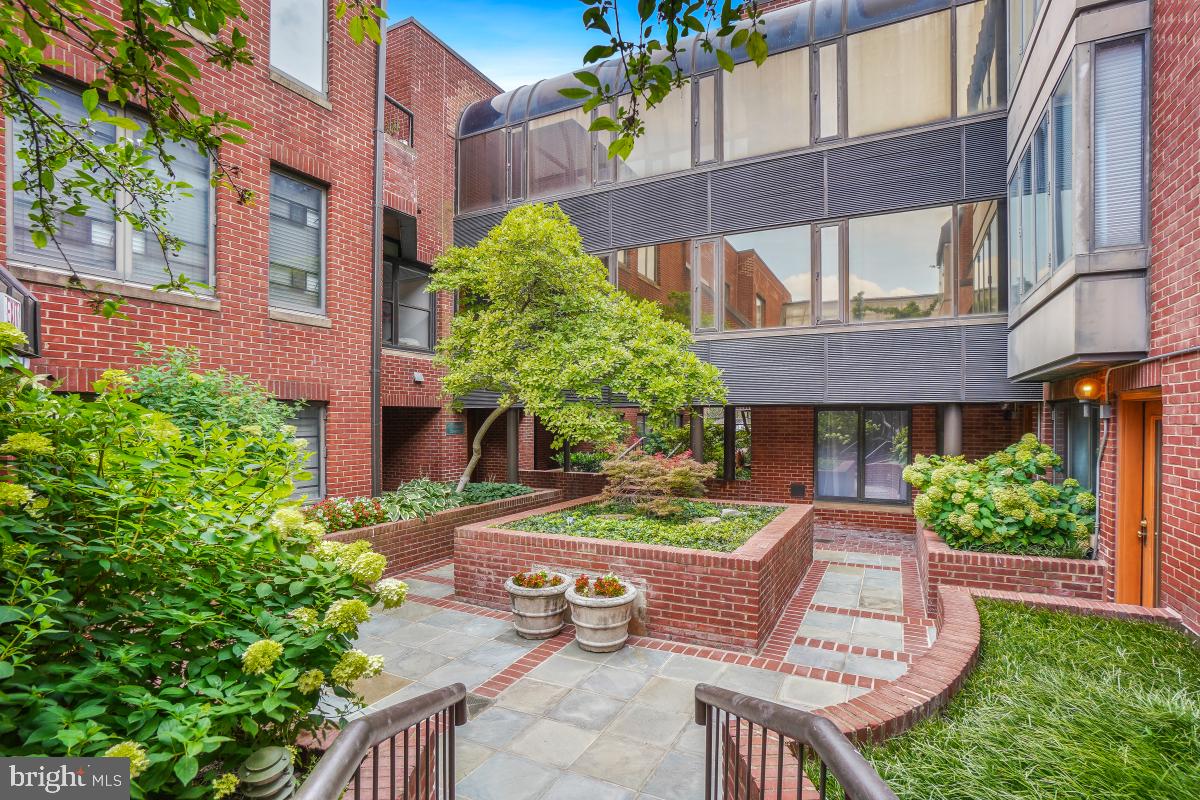 1080 WISCONSIN AVE NW #3002, WASHINGTON, District Of Columbia 20007, 1 Bedroom Bedrooms, ,1 BathroomBathrooms,Residential,For sale,1080 WISCONSIN AVE NW #3002,DCDC2209918 MLS # DCDC2209918