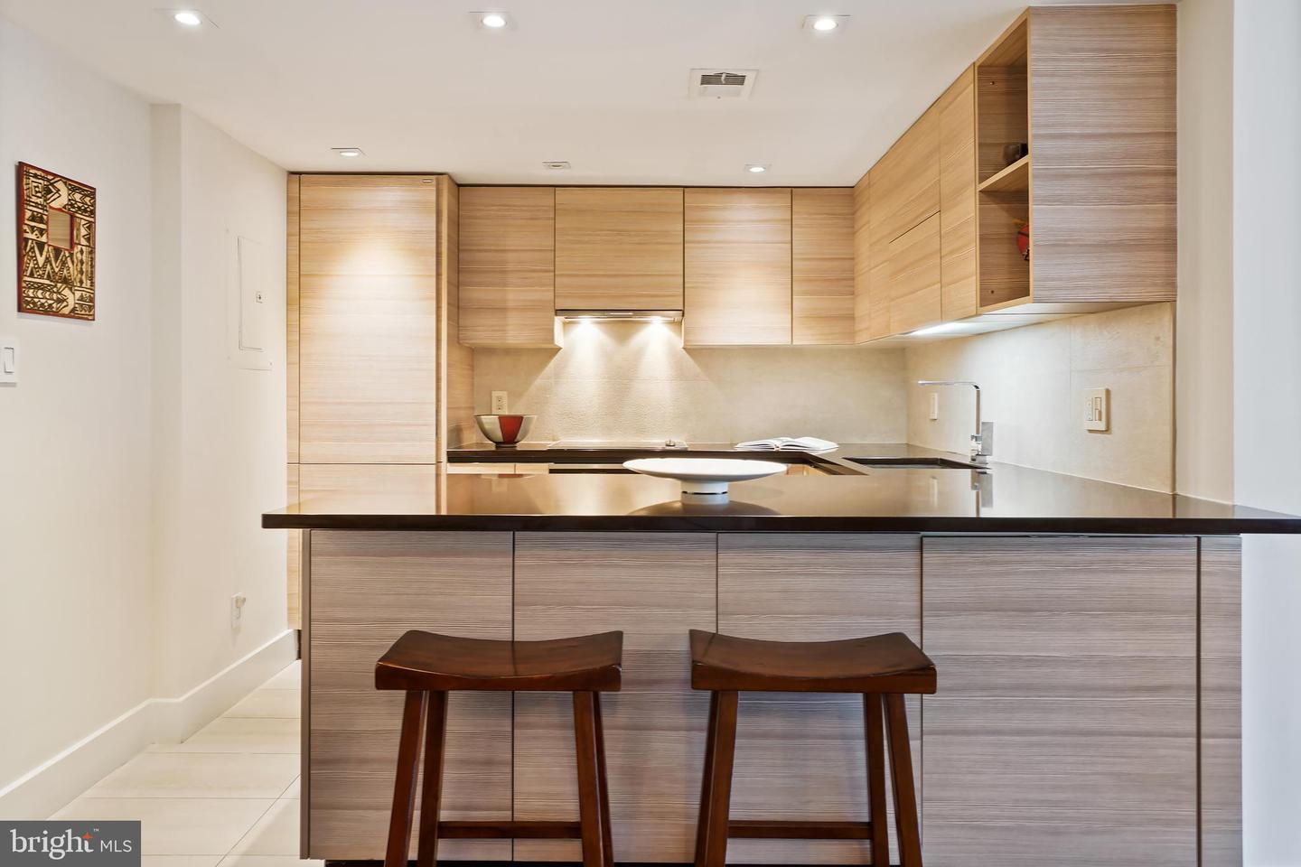 1080 WISCONSIN AVE NW #3002, WASHINGTON, District Of Columbia 20007, 1 Bedroom Bedrooms, ,1 BathroomBathrooms,Residential,For sale,1080 WISCONSIN AVE NW #3002,DCDC2209918 MLS # DCDC2209918