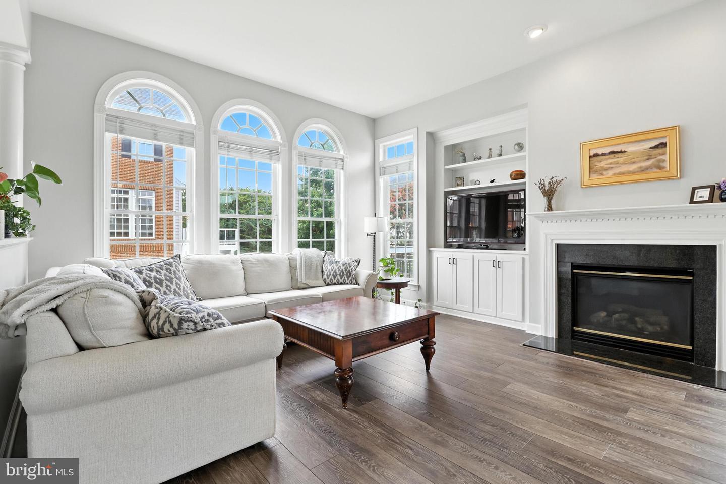 19208 GREYSTONE SQ, LEESBURG, Virginia 20176, 4 Bedrooms Bedrooms, ,4 BathroomsBathrooms,Residential,For sale,19208 GREYSTONE SQ,VALO2102076 MLS # VALO2102076