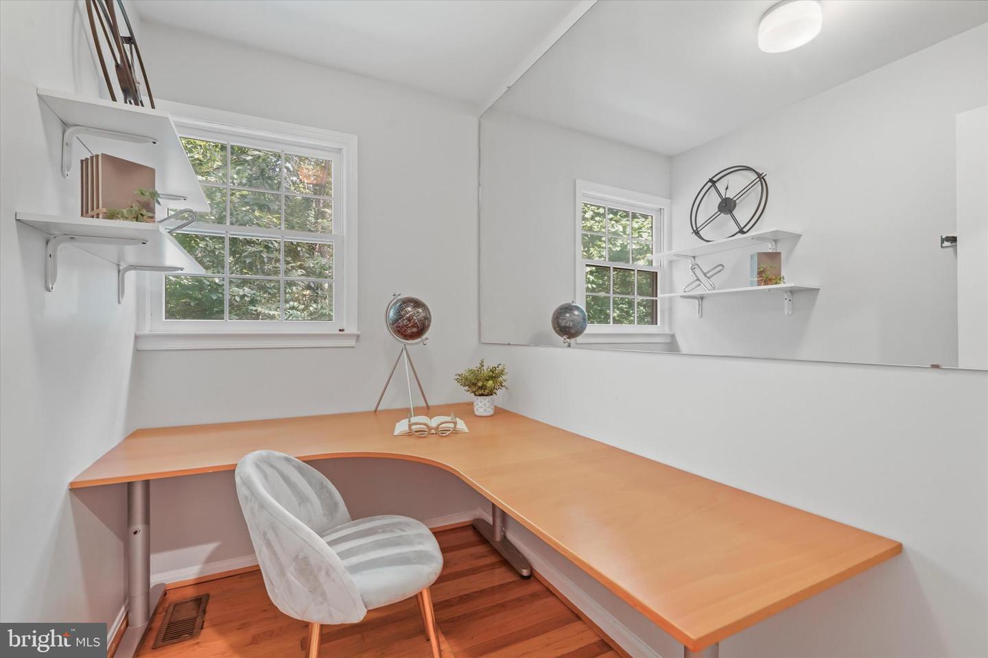 9814 NATICK RD, BURKE, Virginia 22015, 6 Bedrooms Bedrooms, ,3 BathroomsBathrooms,Residential,For sale,9814 NATICK RD,VAFX2255456 MLS # VAFX2255456
