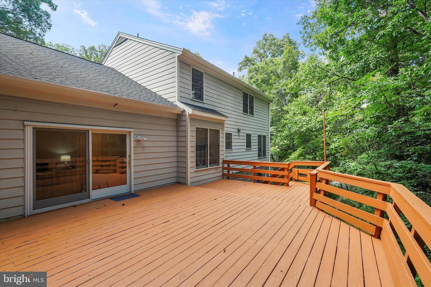 9814 NATICK RD, BURKE, Virginia 22015, 6 Bedrooms Bedrooms, ,3 BathroomsBathrooms,Residential,For sale,9814 NATICK RD,VAFX2255456 MLS # VAFX2255456