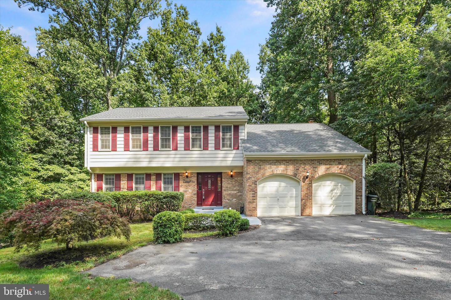 9814 NATICK RD, BURKE, Virginia 22015, 6 Bedrooms Bedrooms, ,3 BathroomsBathrooms,Residential,For sale,9814 NATICK RD,VAFX2255456 MLS # VAFX2255456