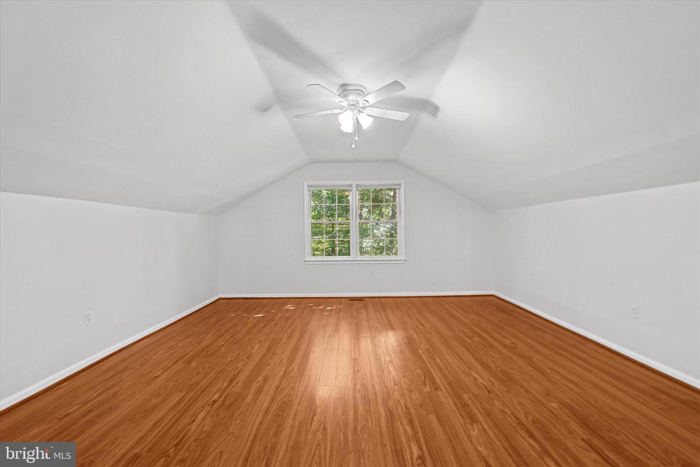 9814 NATICK RD, BURKE, Virginia 22015, 6 Bedrooms Bedrooms, ,3 BathroomsBathrooms,Residential,For sale,9814 NATICK RD,VAFX2255456 MLS # VAFX2255456