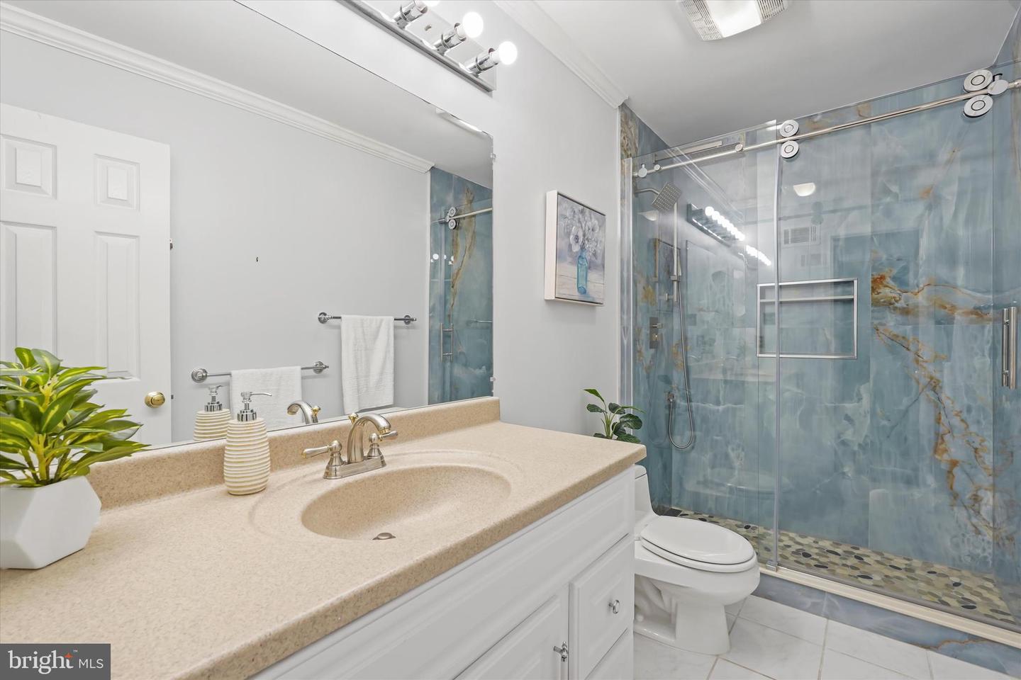 9814 NATICK RD, BURKE, Virginia 22015, 6 Bedrooms Bedrooms, ,3 BathroomsBathrooms,Residential,For sale,9814 NATICK RD,VAFX2255456 MLS # VAFX2255456