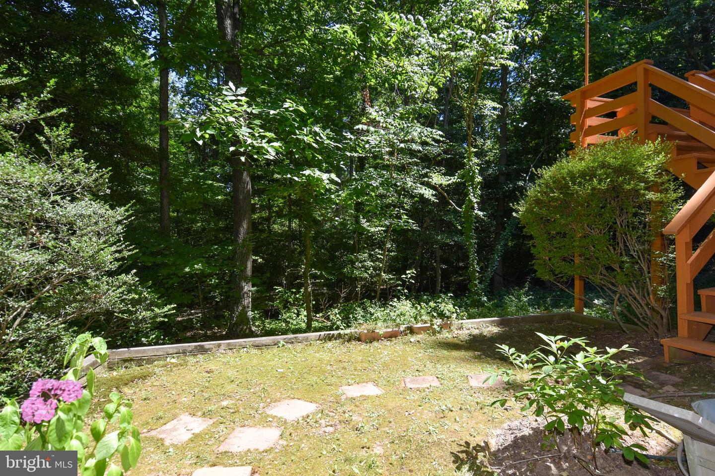 9814 NATICK RD, BURKE, Virginia 22015, 6 Bedrooms Bedrooms, ,3 BathroomsBathrooms,Residential,For sale,9814 NATICK RD,VAFX2255456 MLS # VAFX2255456