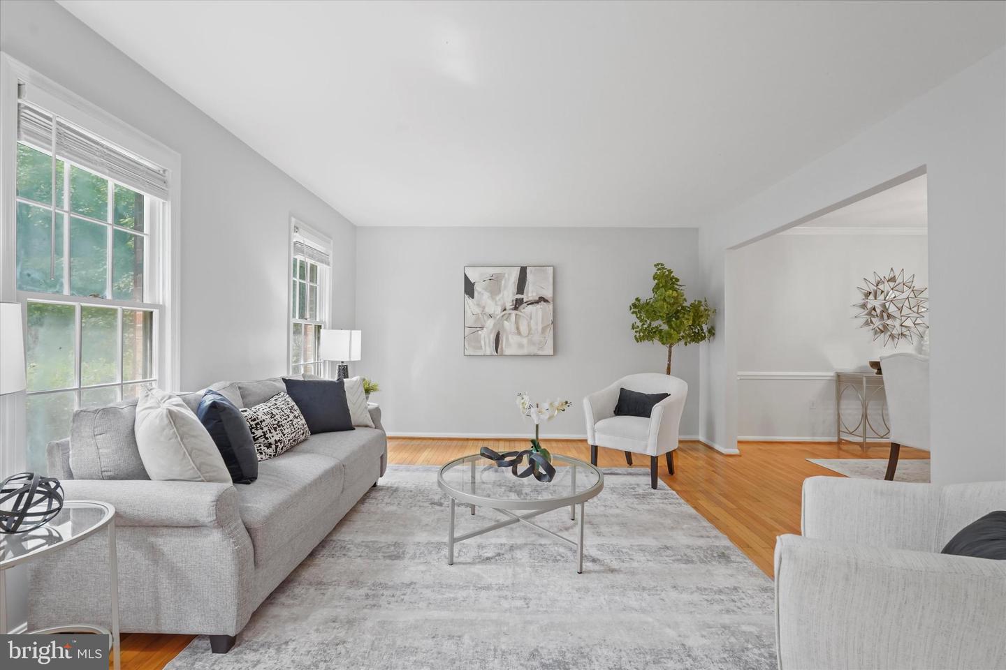9814 NATICK RD, BURKE, Virginia 22015, 6 Bedrooms Bedrooms, ,3 BathroomsBathrooms,Residential,For sale,9814 NATICK RD,VAFX2255456 MLS # VAFX2255456