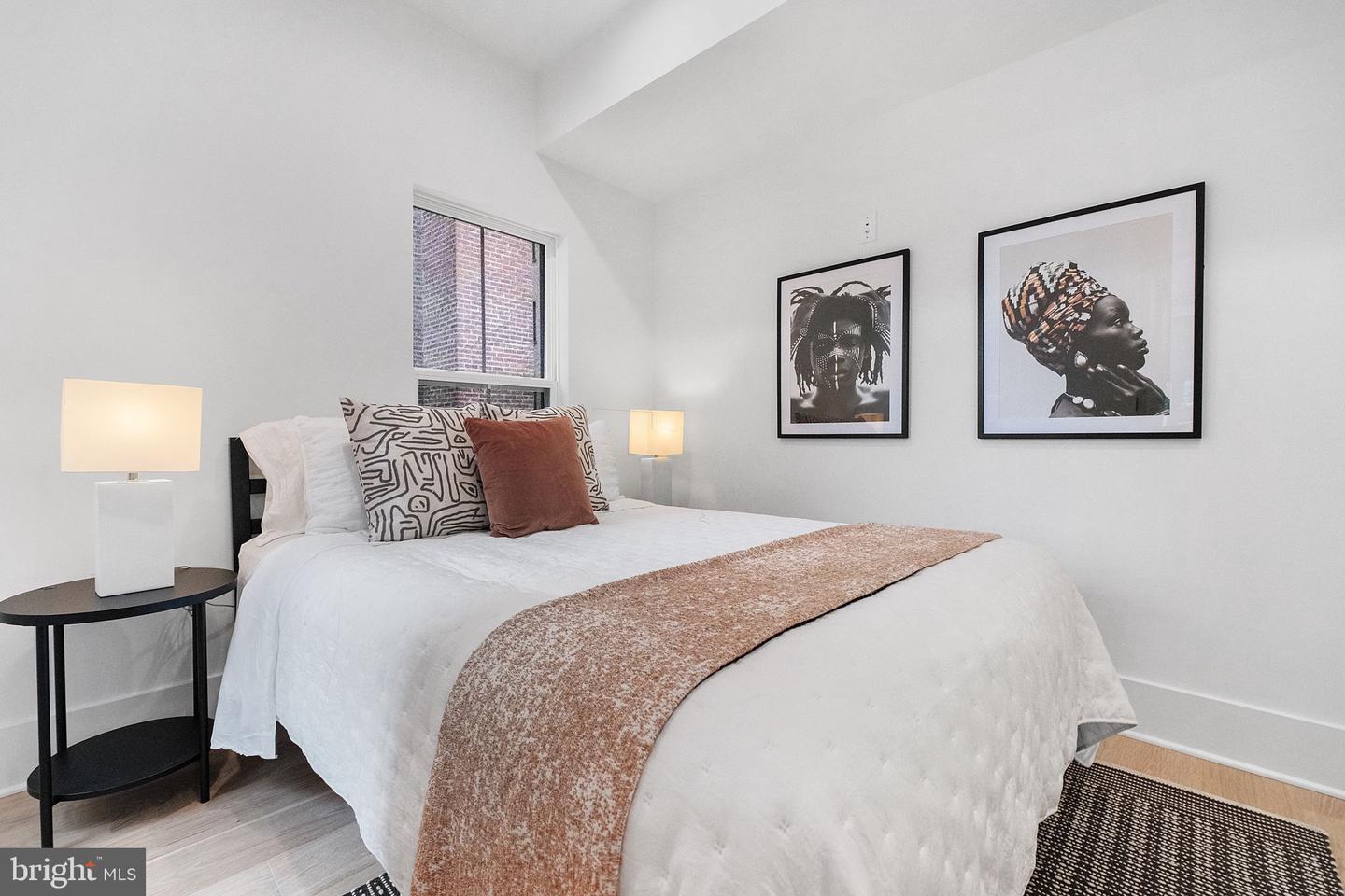 1619 SWANN ST NW #4, WASHINGTON, District Of Columbia 20009, 2 Bedrooms Bedrooms, ,2 BathroomsBathrooms,Residential,For sale,1619 SWANN ST NW #4,DCDC2210342 MLS # DCDC2210342