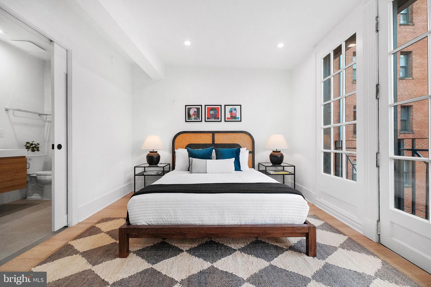 1619 SWANN ST NW #4, WASHINGTON, District Of Columbia 20009, 2 Bedrooms Bedrooms, ,2 BathroomsBathrooms,Residential,For sale,1619 SWANN ST NW #4,DCDC2210342 MLS # DCDC2210342