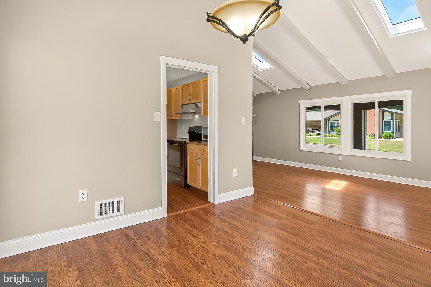 223 W MEADOWLAND LN, STERLING, Virginia 20164, 4 Bedrooms Bedrooms, ,2 BathroomsBathrooms,Residential,For sale,223 W MEADOWLAND LN,VALO2101598 MLS # VALO2101598