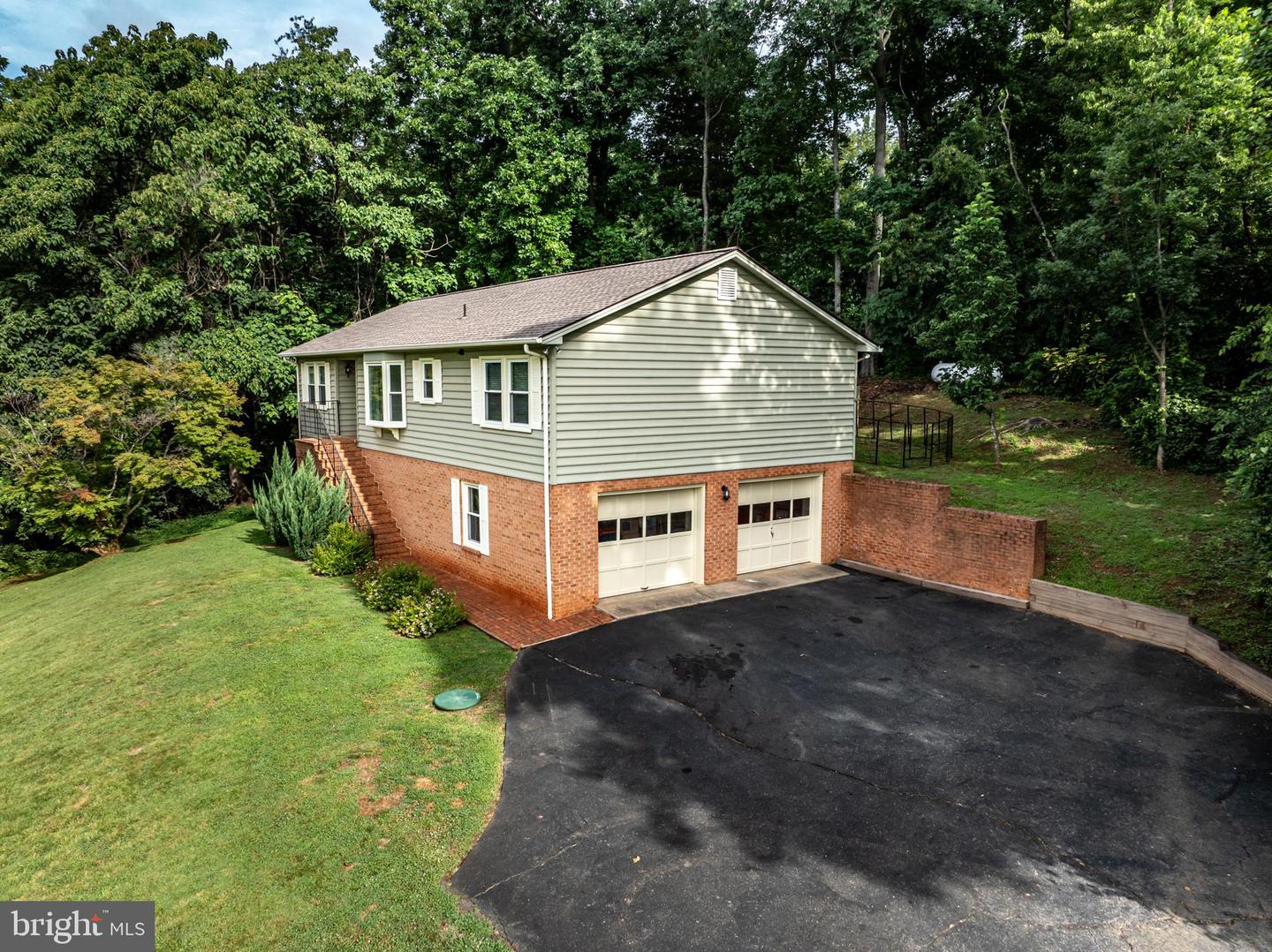 240 BOXLEY LN, ORANGE, Virginia 22960, 3 Bedrooms Bedrooms, ,3 BathroomsBathrooms,Residential,For sale,240 BOXLEY LN,VAOR2010208 MLS # VAOR2010208