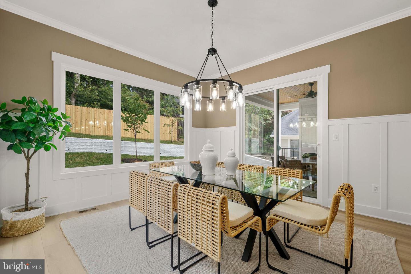 1905 N TAYLOR ST, ARLINGTON, Virginia 22207, 7 Bedrooms Bedrooms, 15 Rooms Rooms,7 BathroomsBathrooms,Residential,For sale,1905 N TAYLOR ST,VAAR2060864 MLS # VAAR2060864