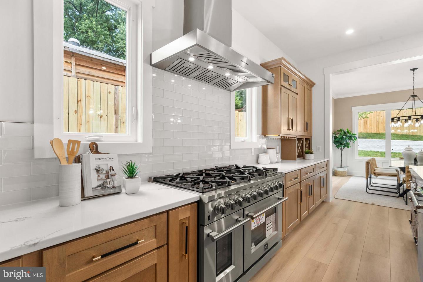 1905 N TAYLOR ST, ARLINGTON, Virginia 22207, 7 Bedrooms Bedrooms, 15 Rooms Rooms,7 BathroomsBathrooms,Residential,For sale,1905 N TAYLOR ST,VAAR2060864 MLS # VAAR2060864