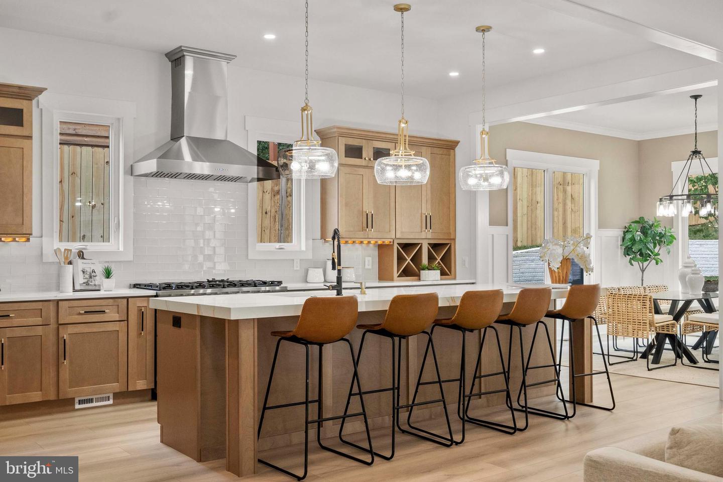 1905 N TAYLOR ST, ARLINGTON, Virginia 22207, 7 Bedrooms Bedrooms, 15 Rooms Rooms,7 BathroomsBathrooms,Residential,For sale,1905 N TAYLOR ST,VAAR2060864 MLS # VAAR2060864