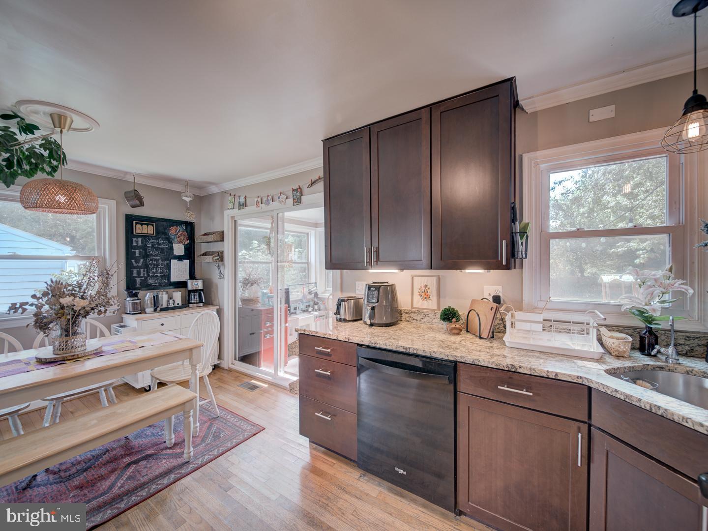 16983 SIMPSON CIR, PAEONIAN SPRINGS, Virginia 20129, 3 Bedrooms Bedrooms, ,2 BathroomsBathrooms,Residential,For sale,16983 SIMPSON CIR,VALO2102280 MLS # VALO2102280