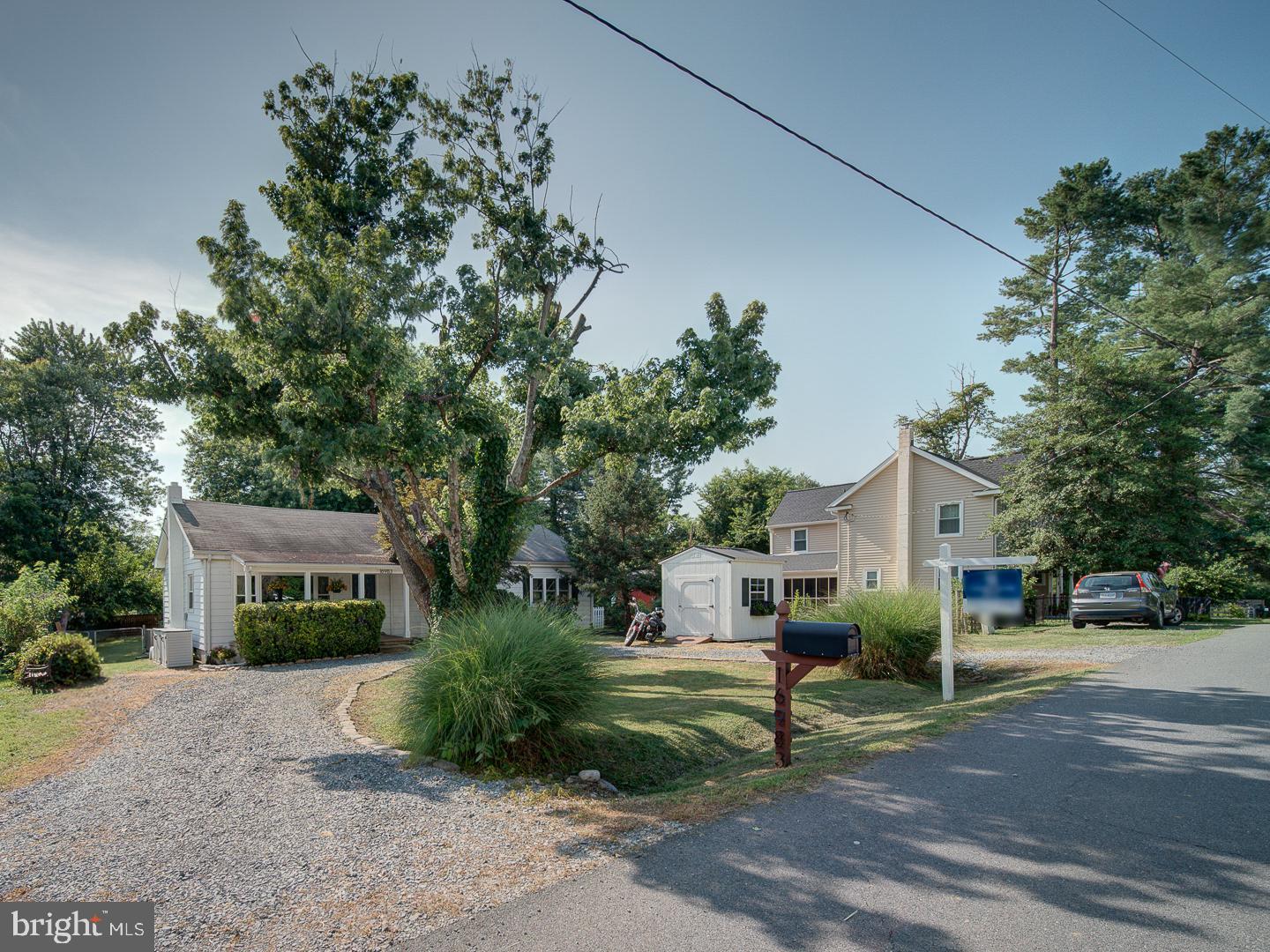 16983 SIMPSON CIR, PAEONIAN SPRINGS, Virginia 20129, 3 Bedrooms Bedrooms, ,2 BathroomsBathrooms,Residential,For sale,16983 SIMPSON CIR,VALO2102280 MLS # VALO2102280
