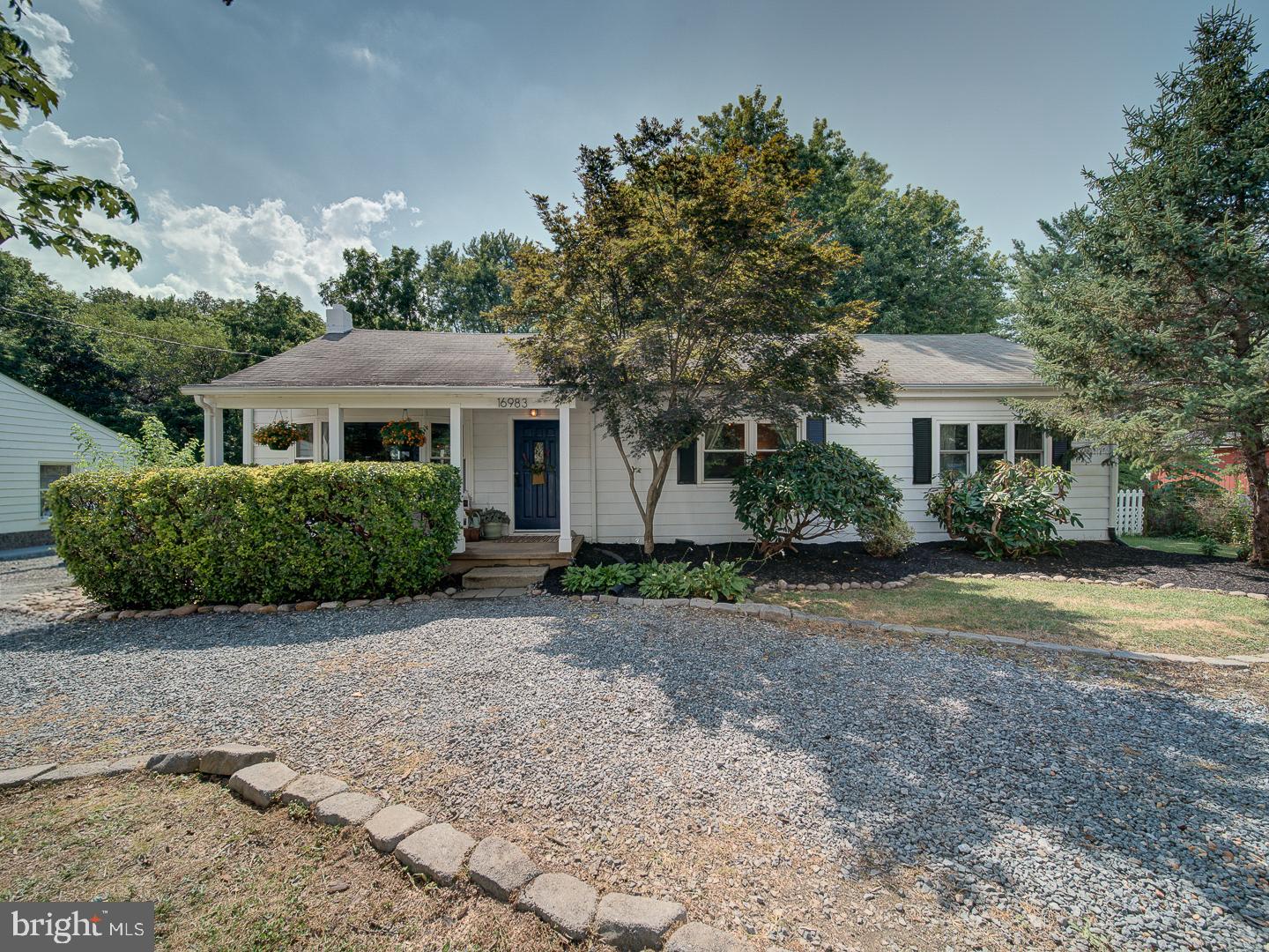16983 SIMPSON CIR, PAEONIAN SPRINGS, Virginia 20129, 3 Bedrooms Bedrooms, ,2 BathroomsBathrooms,Residential,For sale,16983 SIMPSON CIR,VALO2102280 MLS # VALO2102280