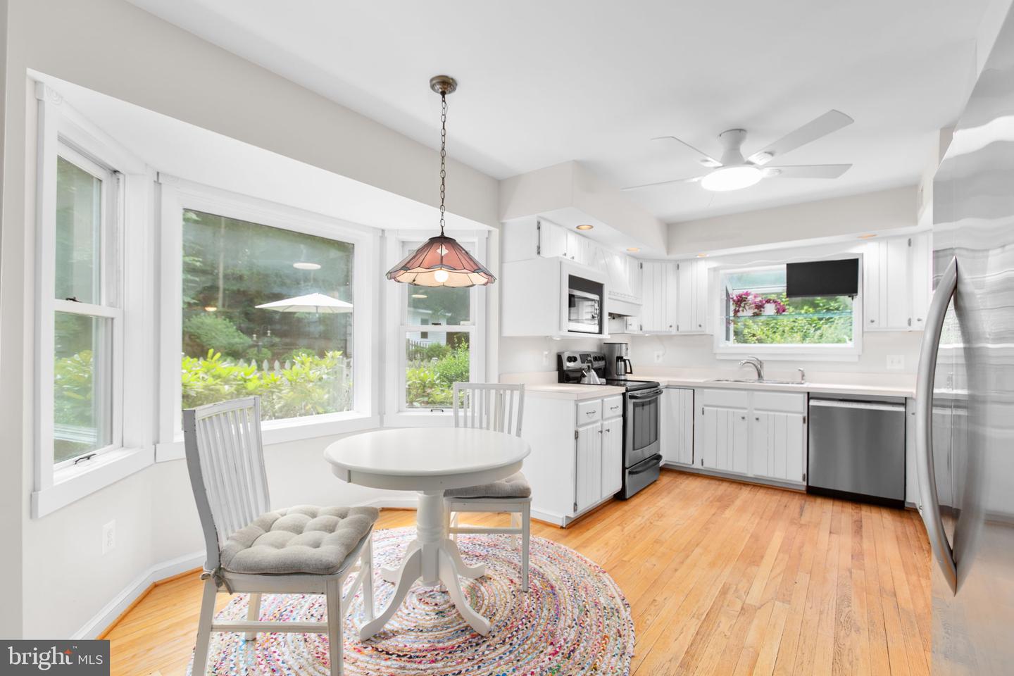 10201 JAYDEE BLVD, FAIRFAX STATION, Virginia 22039, 4 Bedrooms Bedrooms, ,2 BathroomsBathrooms,Residential,For sale,10201 JAYDEE BLVD,VAFX2255940 MLS # VAFX2255940