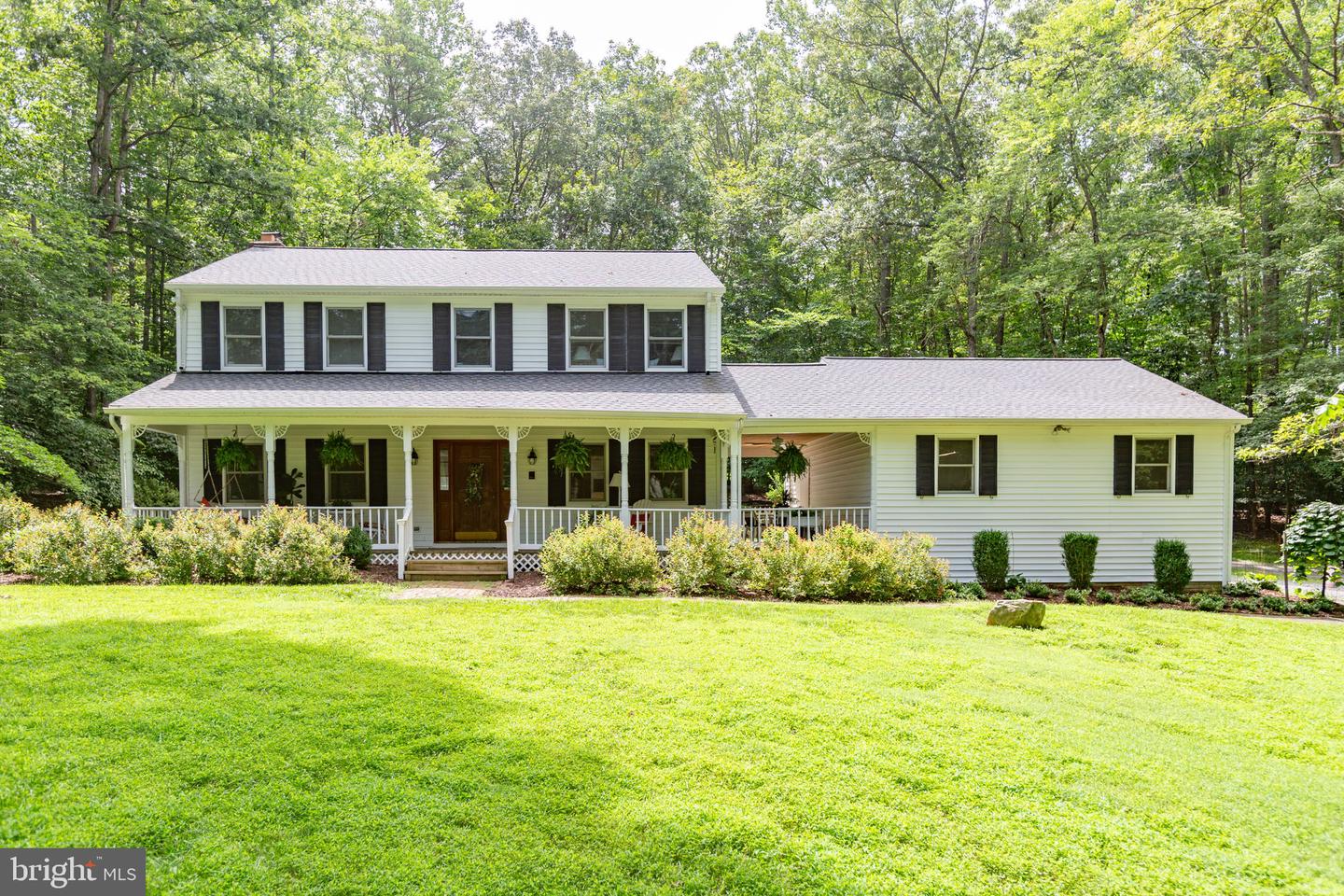 10201 JAYDEE BLVD, FAIRFAX STATION, Virginia 22039, 4 Bedrooms Bedrooms, ,2 BathroomsBathrooms,Residential,For sale,10201 JAYDEE BLVD,VAFX2255940 MLS # VAFX2255940