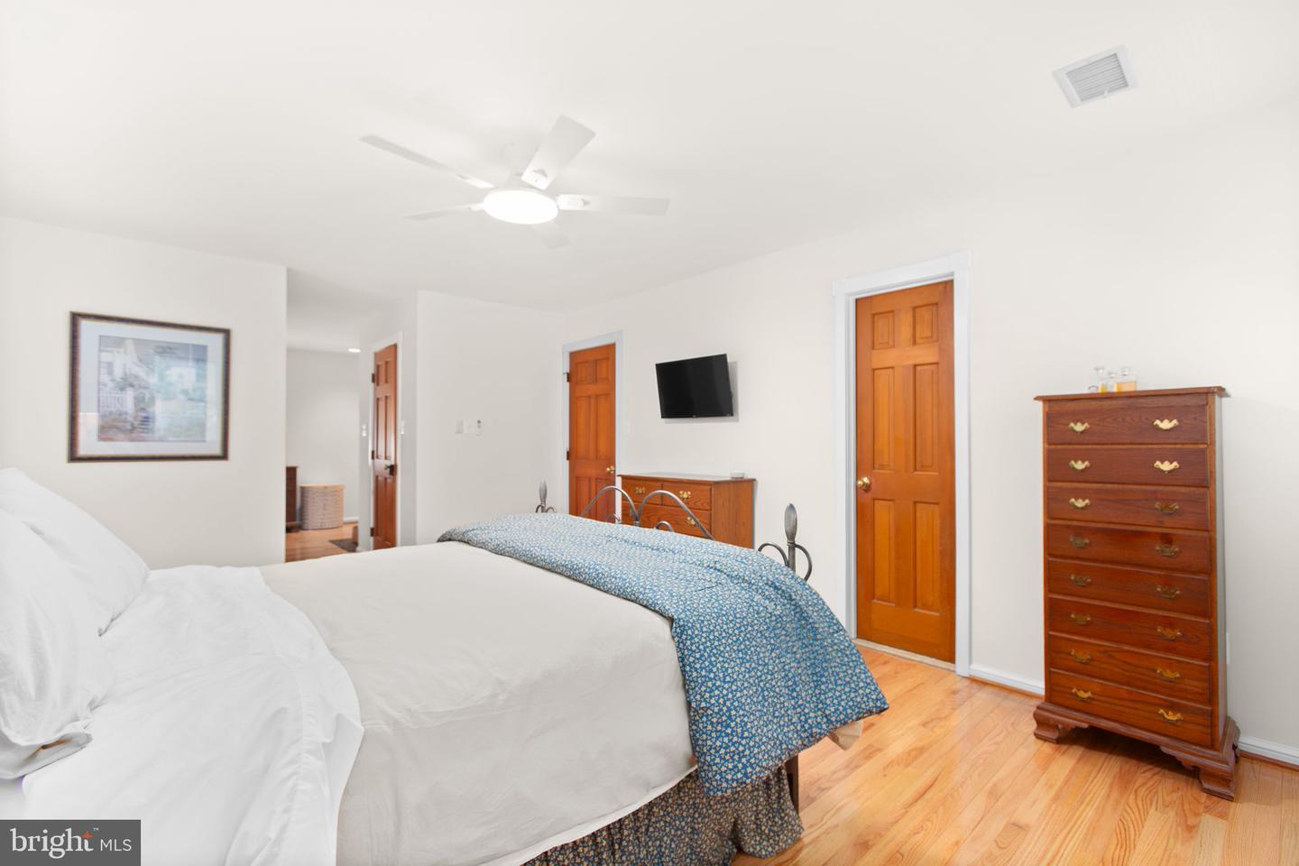 10201 JAYDEE BLVD, FAIRFAX STATION, Virginia 22039, 4 Bedrooms Bedrooms, ,2 BathroomsBathrooms,Residential,For sale,10201 JAYDEE BLVD,VAFX2255940 MLS # VAFX2255940