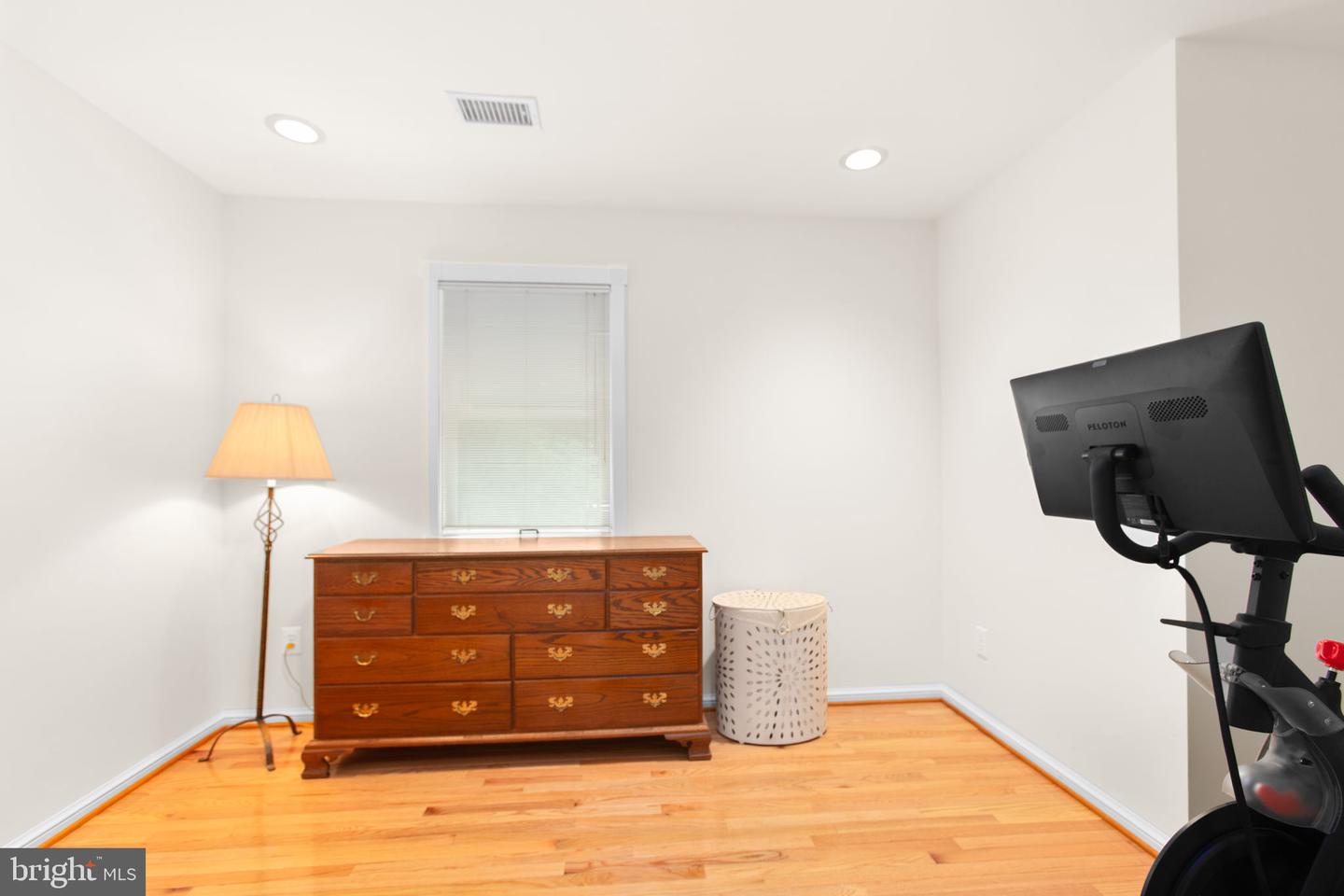 10201 JAYDEE BLVD, FAIRFAX STATION, Virginia 22039, 4 Bedrooms Bedrooms, ,2 BathroomsBathrooms,Residential,For sale,10201 JAYDEE BLVD,VAFX2255940 MLS # VAFX2255940