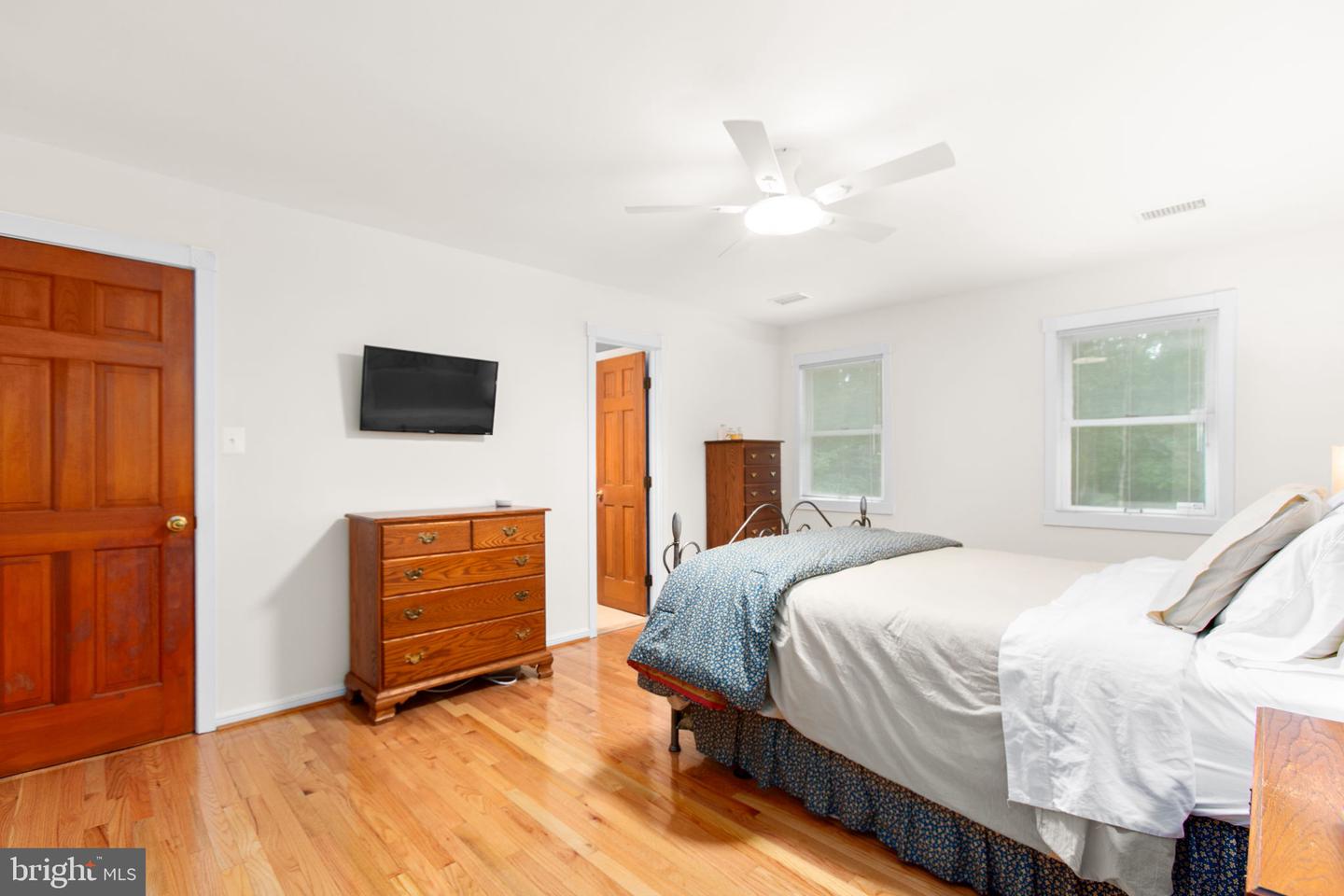 10201 JAYDEE BLVD, FAIRFAX STATION, Virginia 22039, 4 Bedrooms Bedrooms, ,2 BathroomsBathrooms,Residential,For sale,10201 JAYDEE BLVD,VAFX2255940 MLS # VAFX2255940
