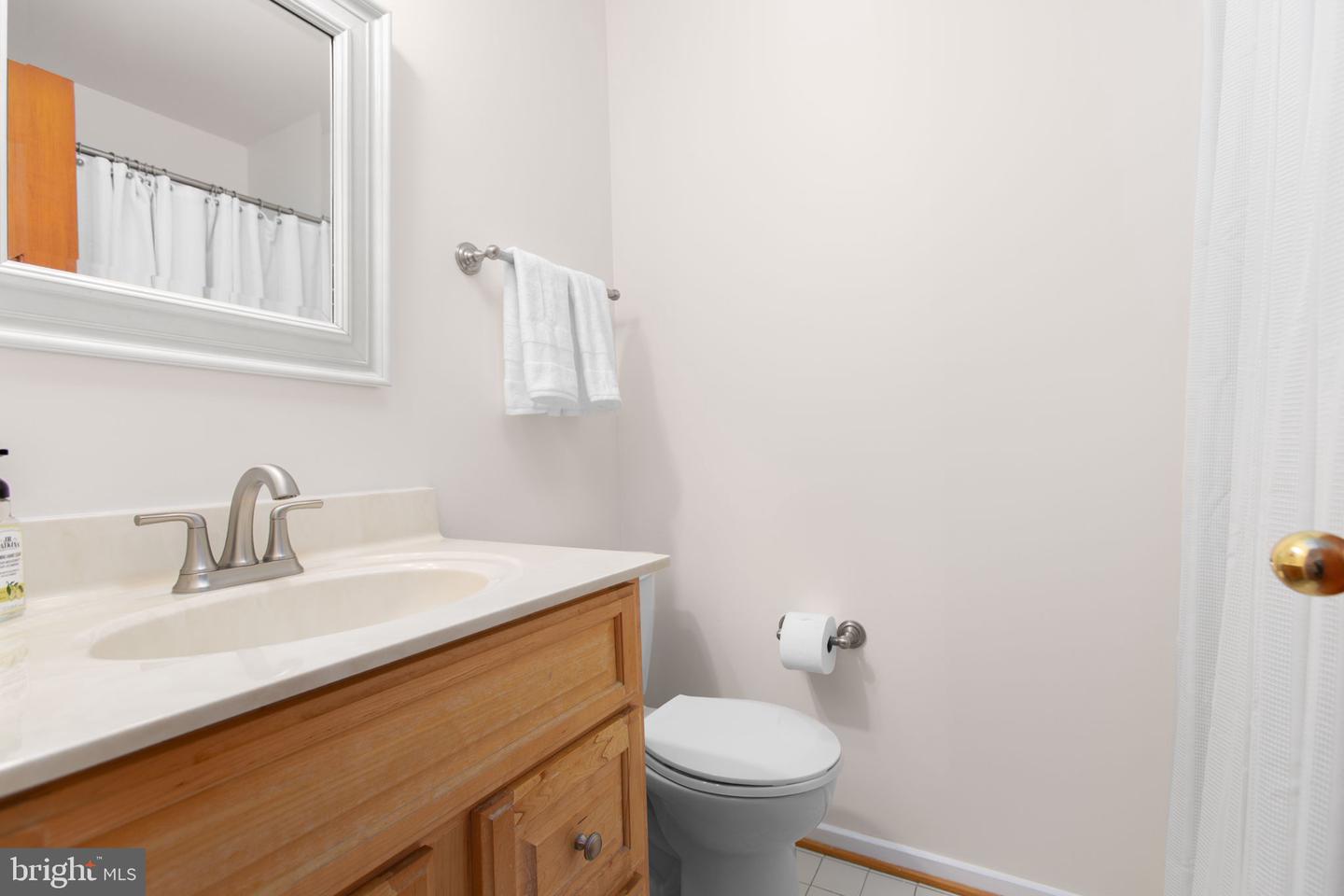 10201 JAYDEE BLVD, FAIRFAX STATION, Virginia 22039, 4 Bedrooms Bedrooms, ,2 BathroomsBathrooms,Residential,For sale,10201 JAYDEE BLVD,VAFX2255940 MLS # VAFX2255940