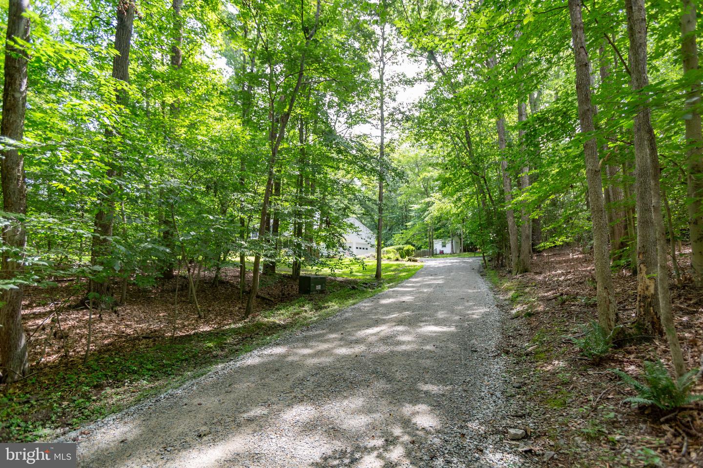 10201 JAYDEE BLVD, FAIRFAX STATION, Virginia 22039, 4 Bedrooms Bedrooms, ,2 BathroomsBathrooms,Residential,For sale,10201 JAYDEE BLVD,VAFX2255940 MLS # VAFX2255940