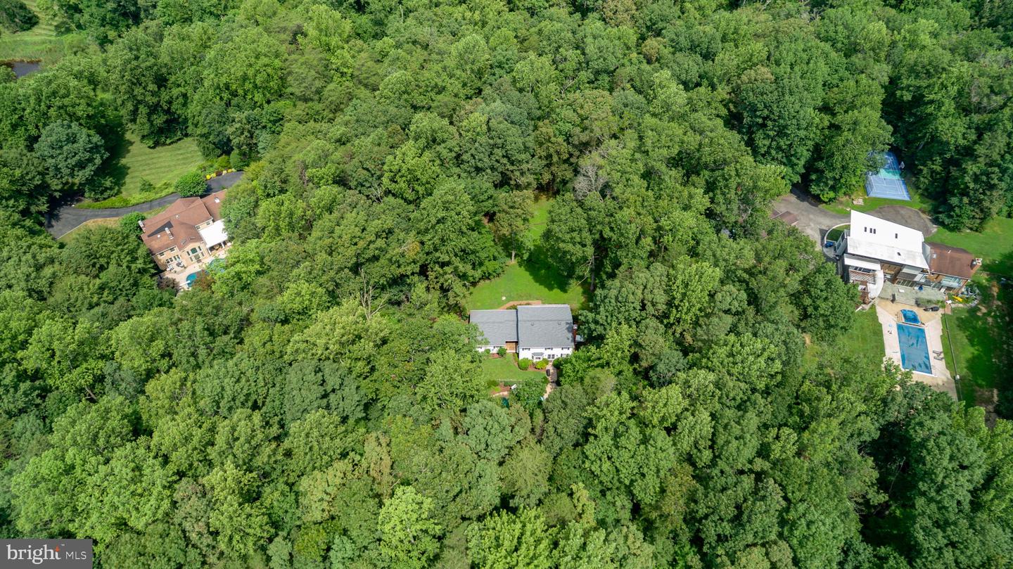10201 JAYDEE BLVD, FAIRFAX STATION, Virginia 22039, 4 Bedrooms Bedrooms, ,2 BathroomsBathrooms,Residential,For sale,10201 JAYDEE BLVD,VAFX2255940 MLS # VAFX2255940