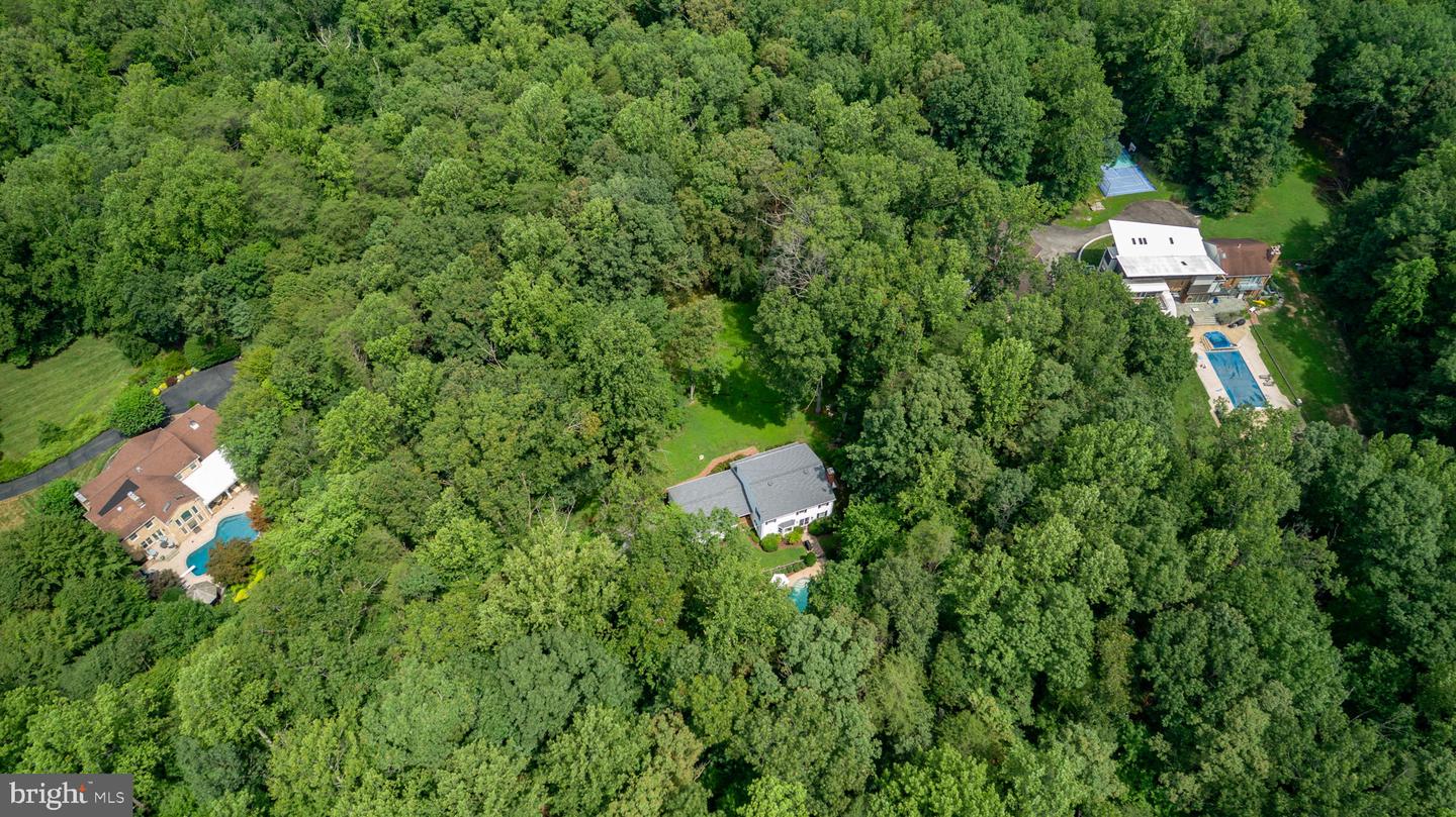 10201 JAYDEE BLVD, FAIRFAX STATION, Virginia 22039, 4 Bedrooms Bedrooms, ,2 BathroomsBathrooms,Residential,For sale,10201 JAYDEE BLVD,VAFX2255940 MLS # VAFX2255940