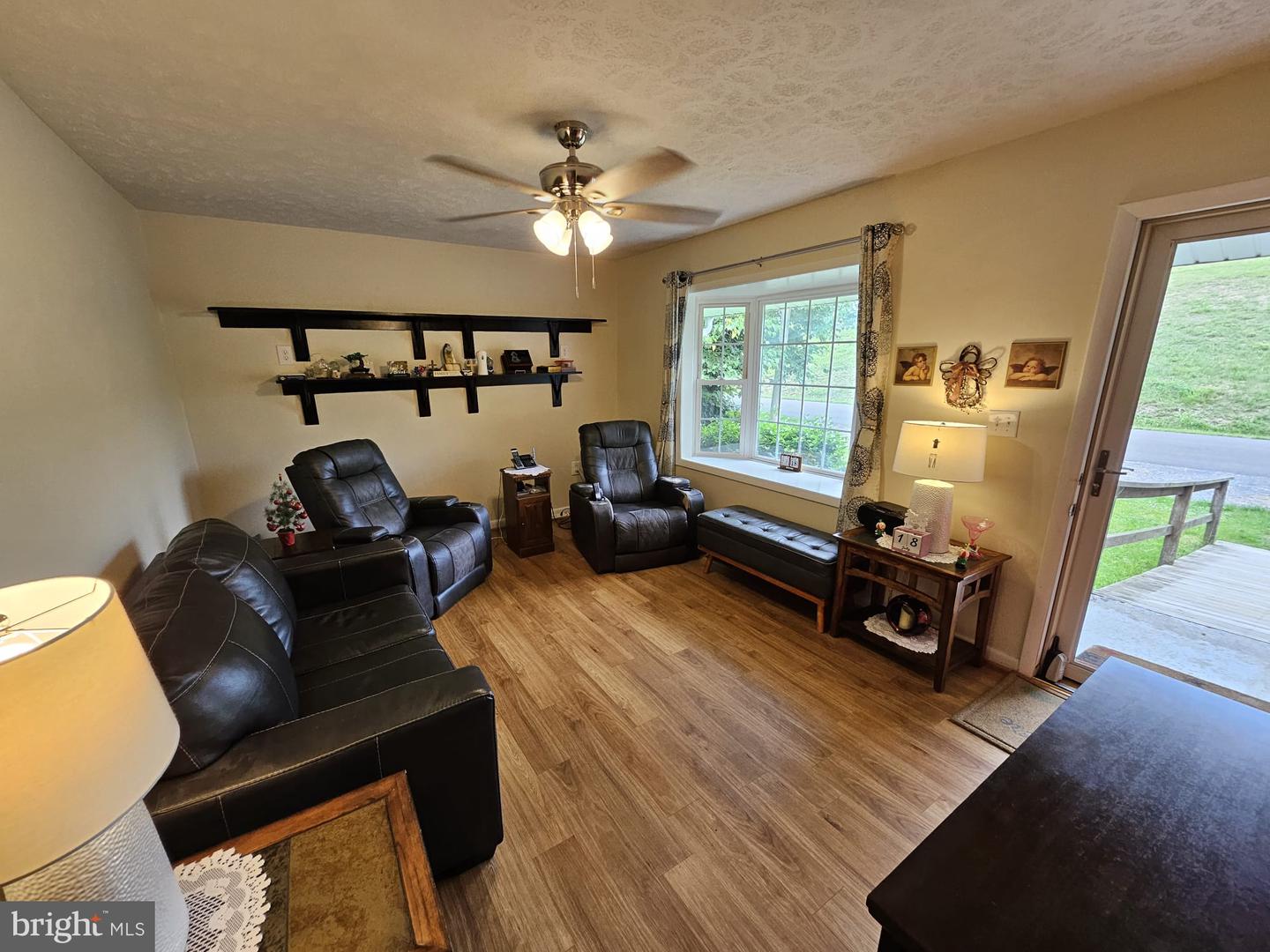 5350 WATER ST, STEPHENS CITY, Virginia 22655, 3 Bedrooms Bedrooms, ,1 BathroomBathrooms,Residential,For sale,5350 WATER ST,VAFV2035492 MLS # VAFV2035492