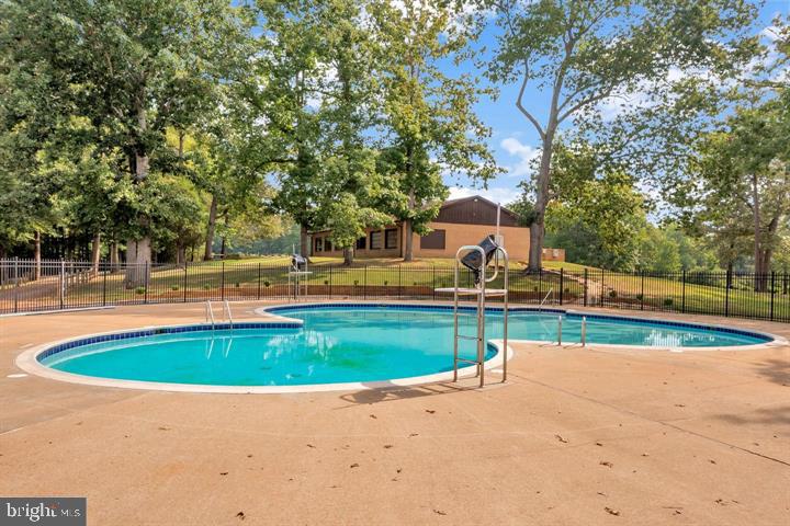 273 DEVON DR, RUTHER GLEN, Virginia 22546, 5 Bedrooms Bedrooms, ,3 BathroomsBathrooms,Residential,For sale,273 DEVON DR,VACV2008524 MLS # VACV2008524