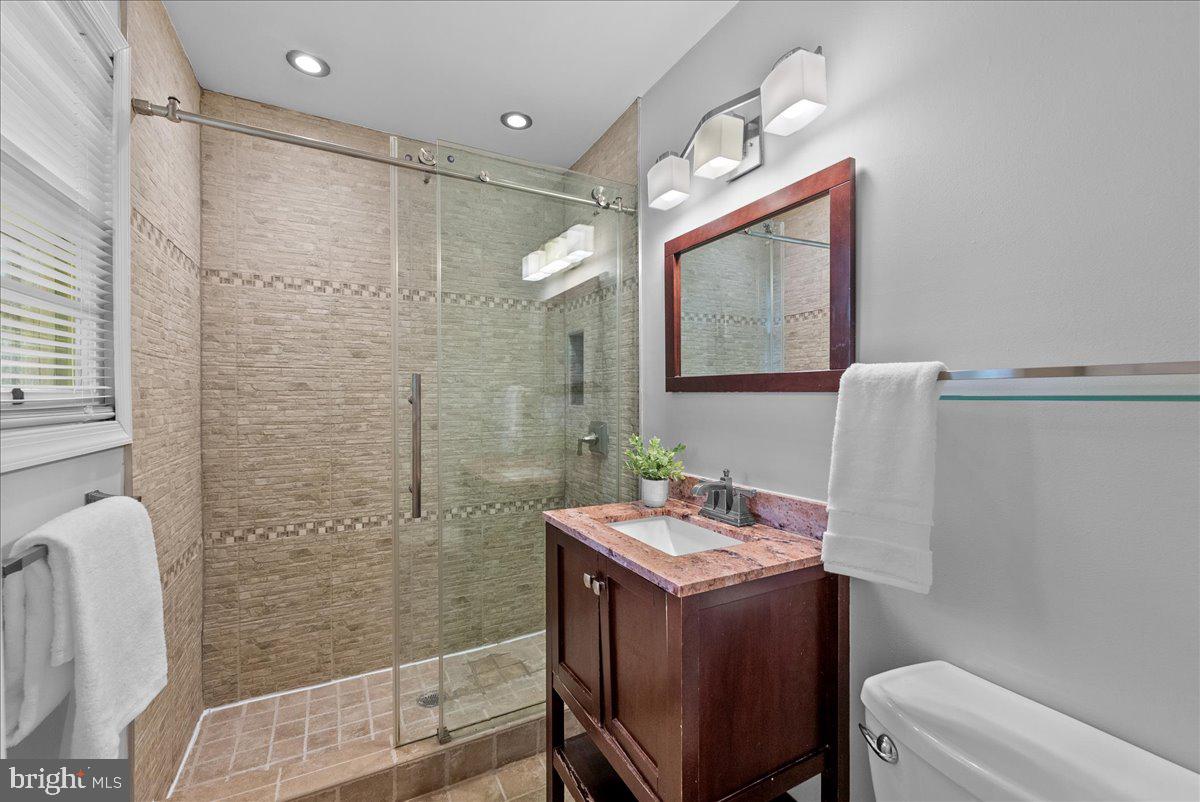 3035 HAZELTON ST, FALLS CHURCH, Virginia 22044, 4 Bedrooms Bedrooms, ,3 BathroomsBathrooms,Residential,For sale,3035 HAZELTON ST,VAFX2256054 MLS # VAFX2256054